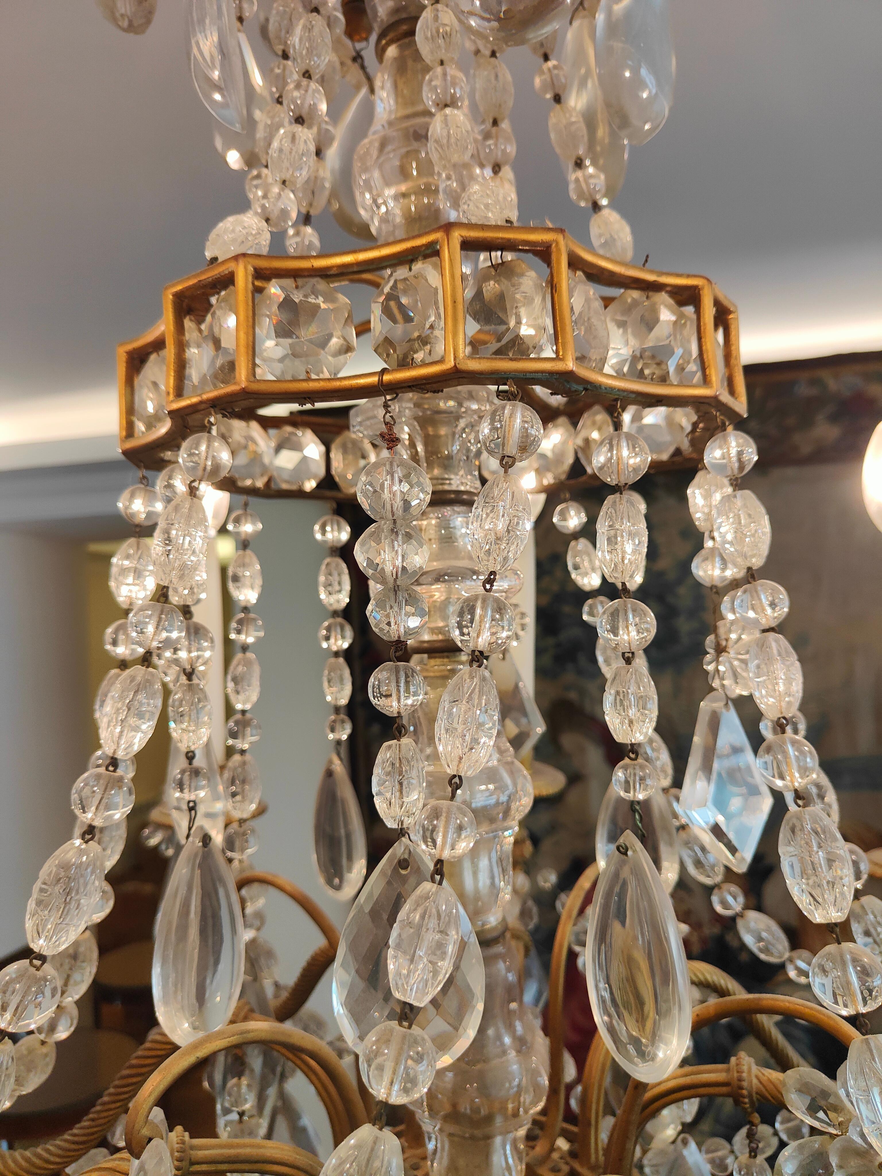 Large French Chandelier in Gilt Bronze and Faceted Glass from the XIX For Sale 5