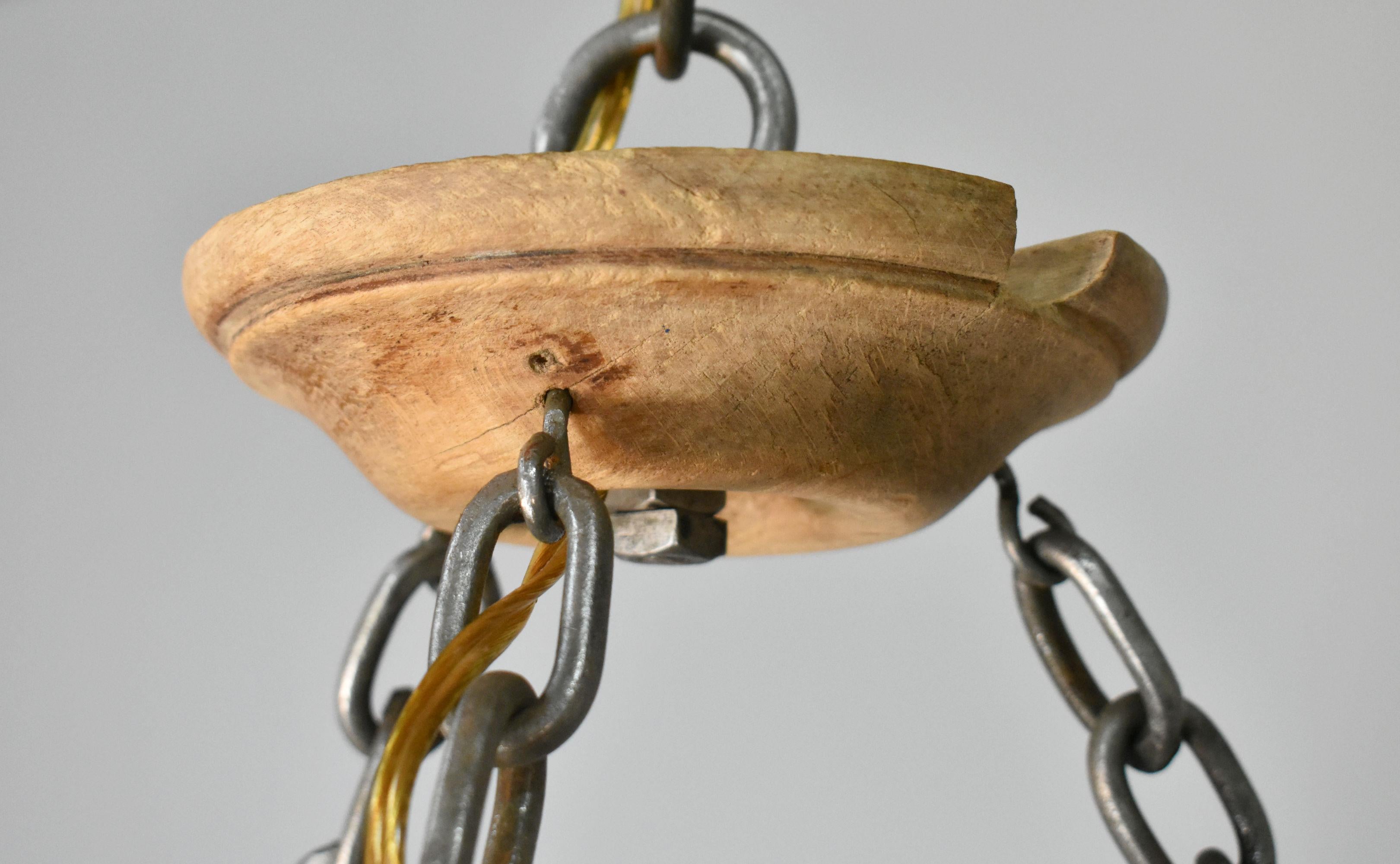 Grande lampadario francese in Oak stile Luigi XVI con sei bracci in vendita 9