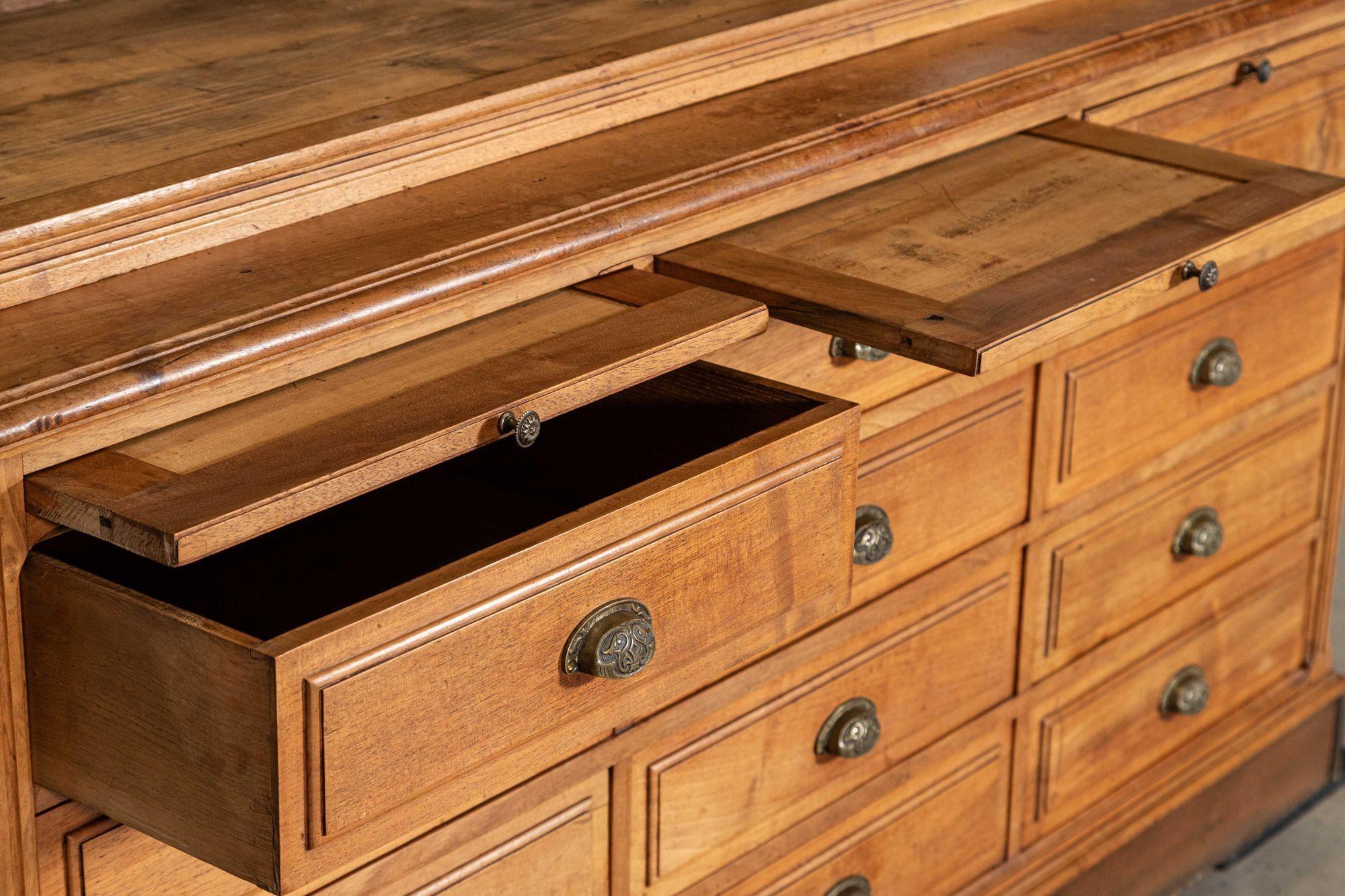 Grande vetrina da farmacia francese in ciliegio in vendita 8