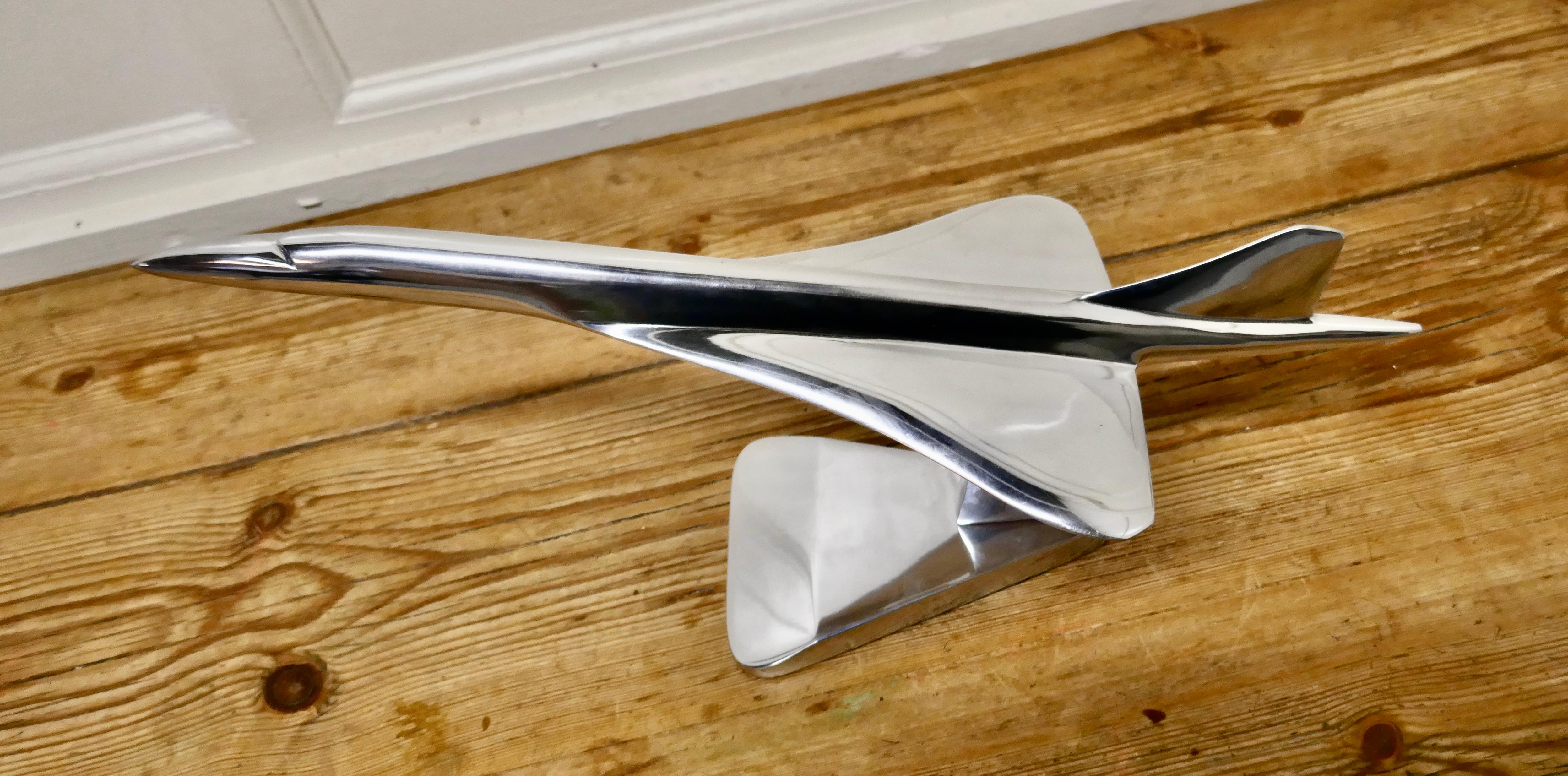 concorde desk model