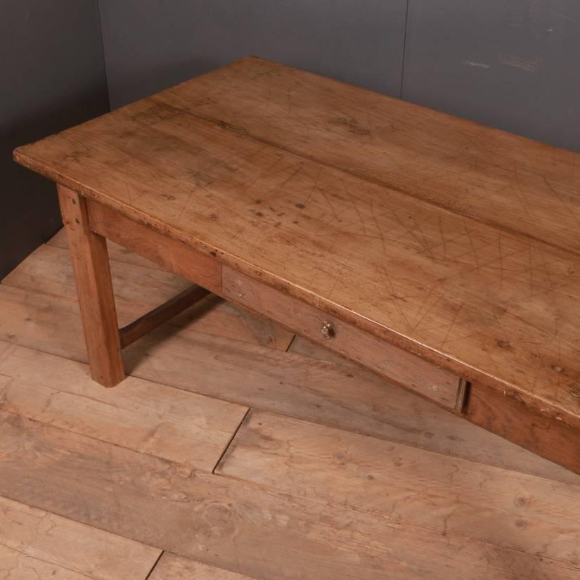 Large 18th century pale fruitwood and oak coffee table, 1790

Dimensions:
66 inches (168 cms) wide
30.5 inches (77 cms) deep
24 inches (61 cms) high.

    