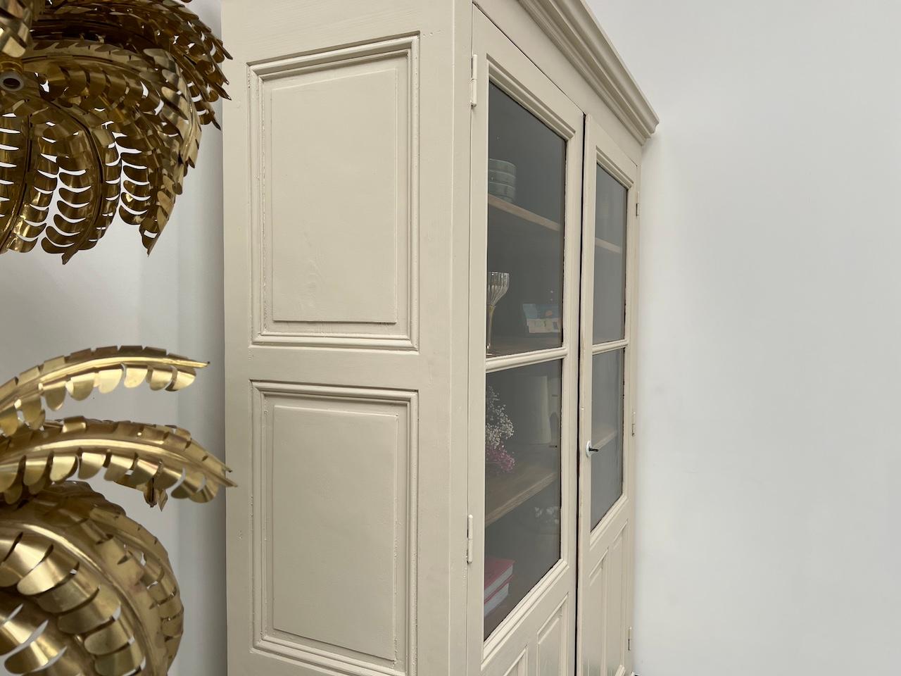Pine Large french corner wardrobe from the 1900s, pure linen color