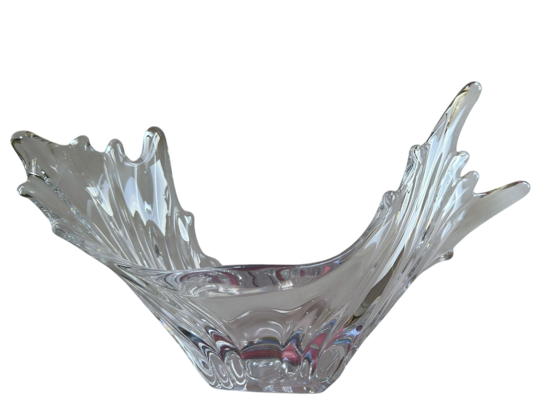 Large French Crystal Splash Centerpiece Bowl For Sale 1