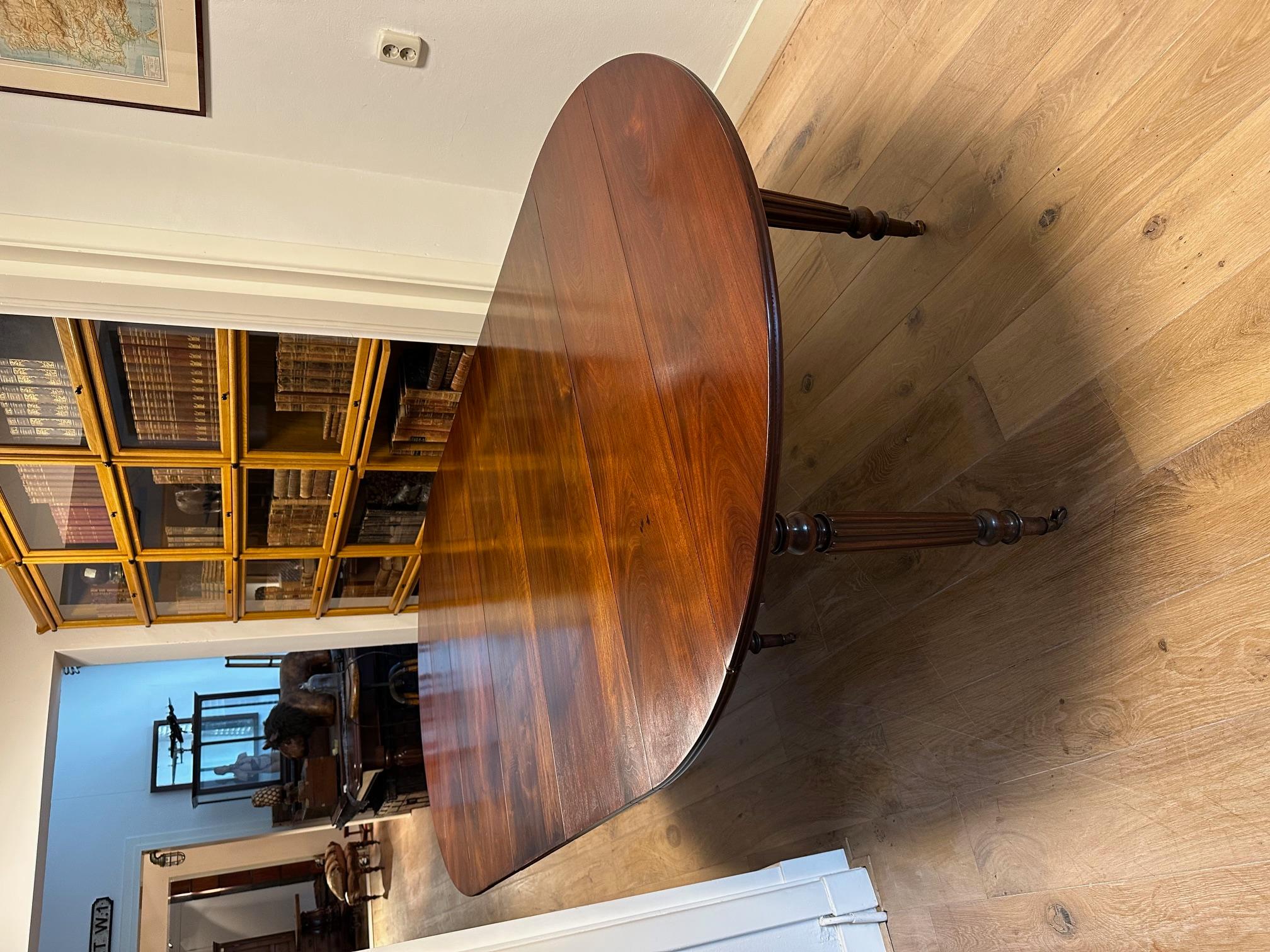 large French dining table For Sale 11