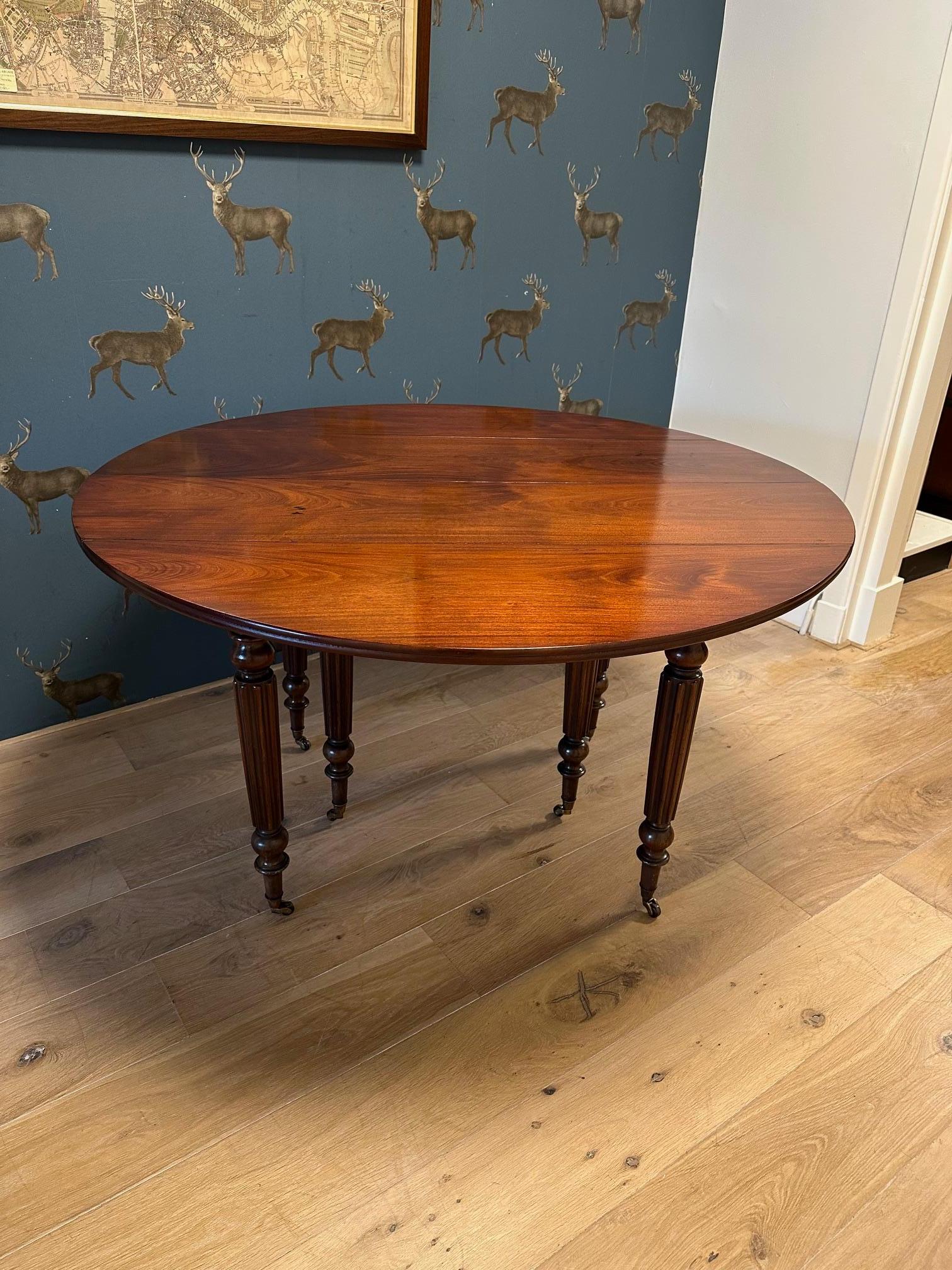 large French dining table In Good Condition For Sale In BEEKBERGEN, NL