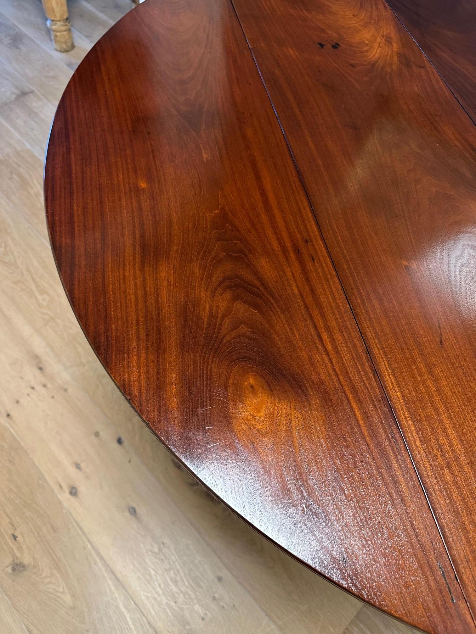 large French dining table For Sale 1