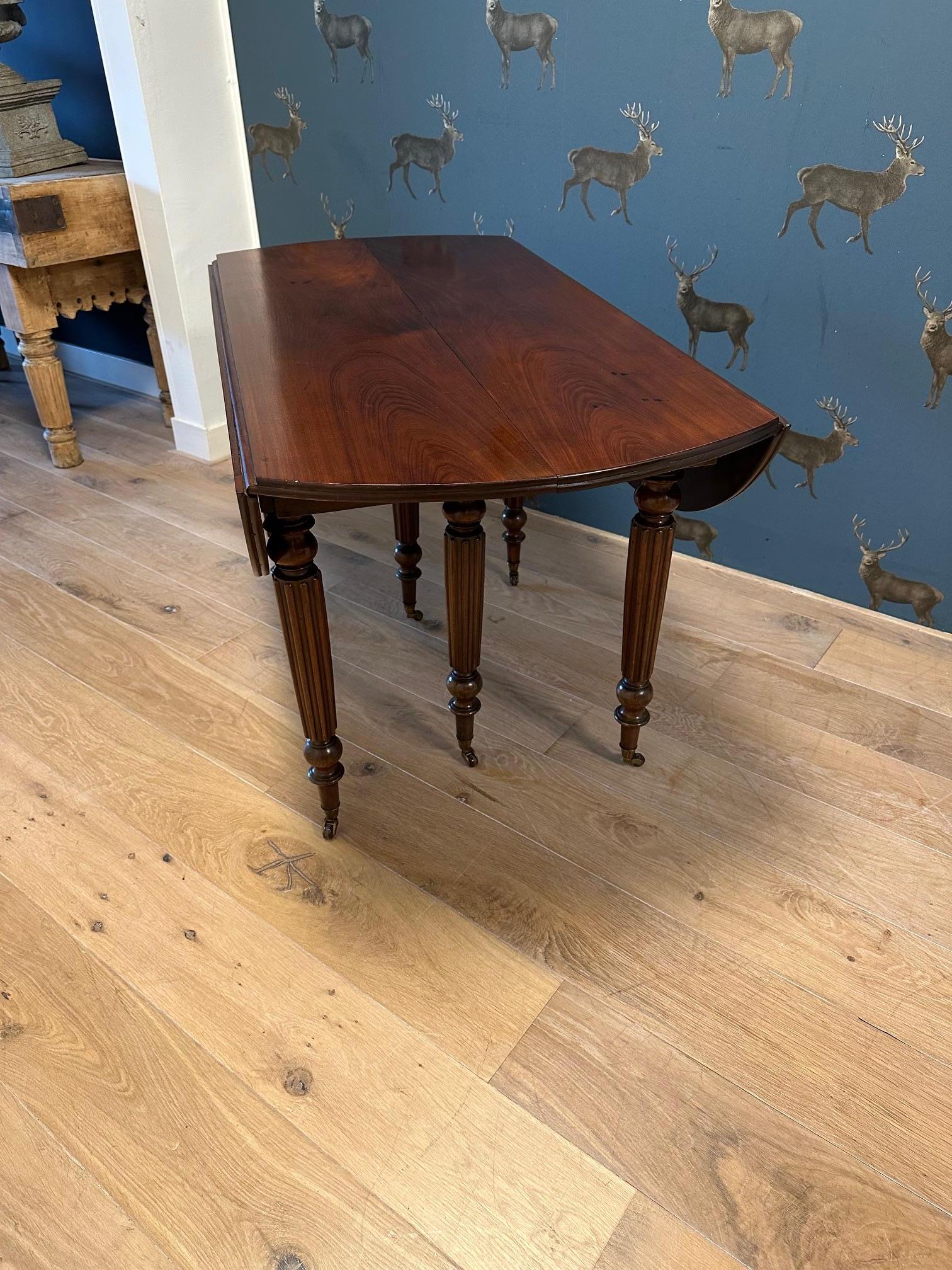 large French dining table For Sale 2