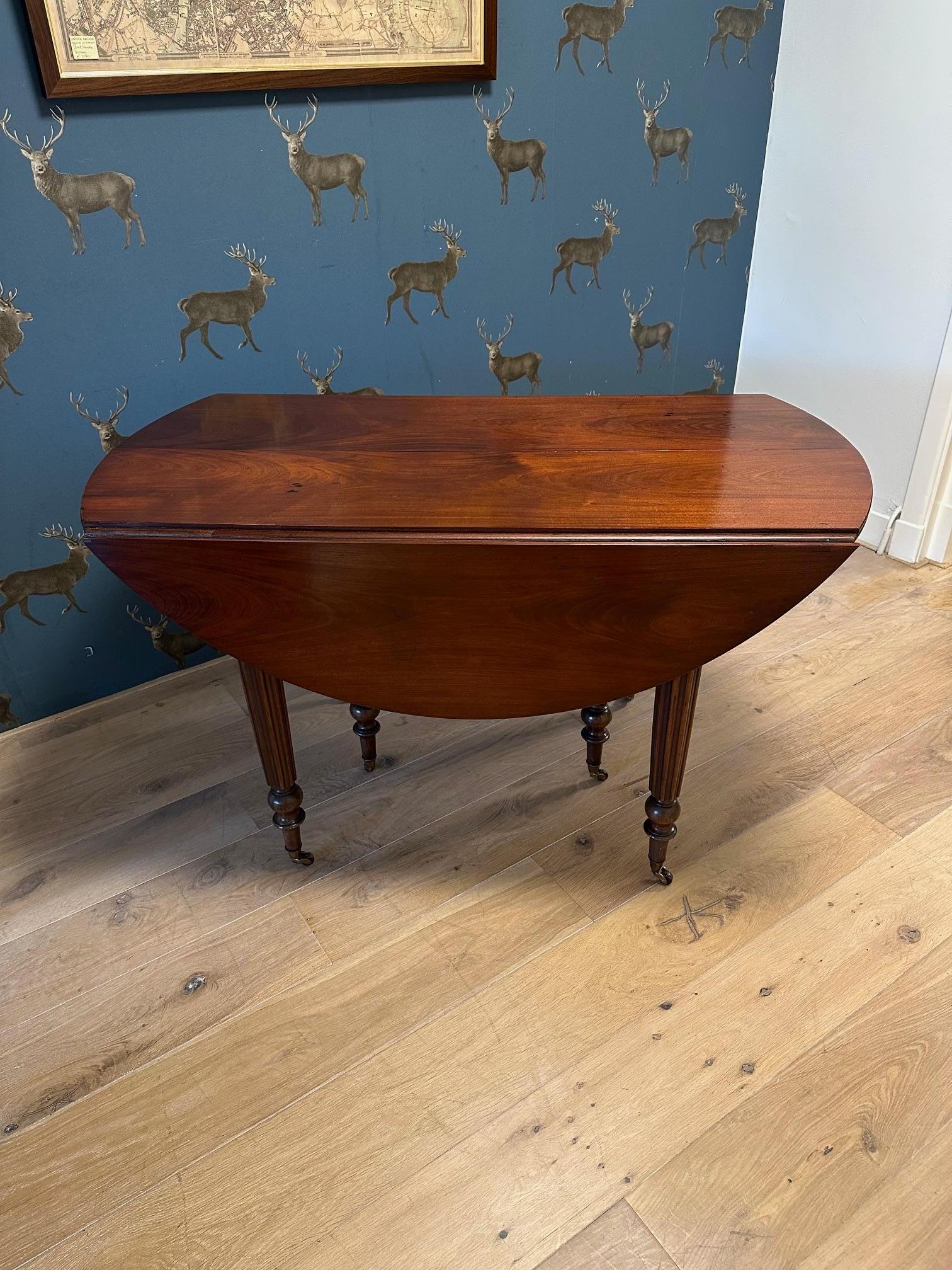 large French dining table For Sale 3