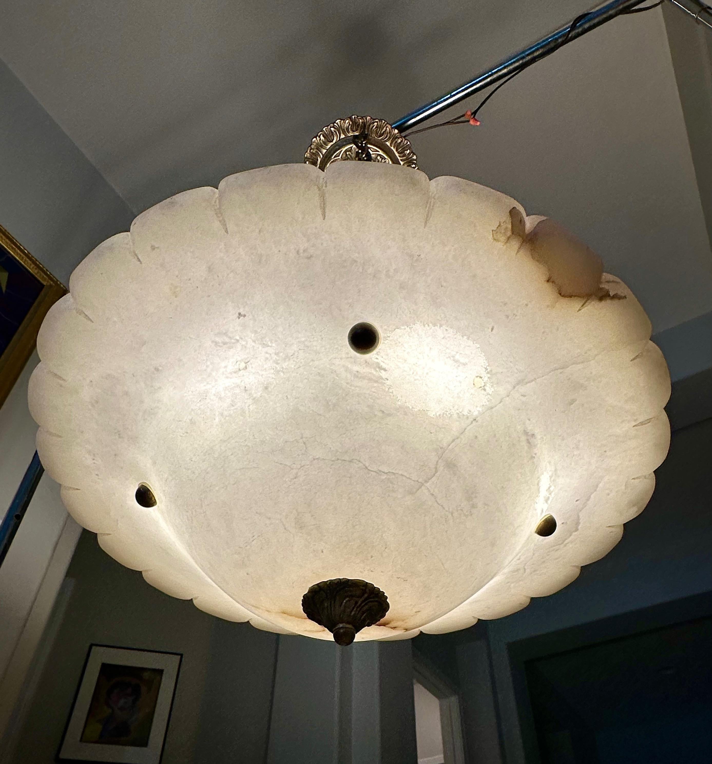Grande lampadario a sospensione in alabastro in stile Directoire francese in vendita 6