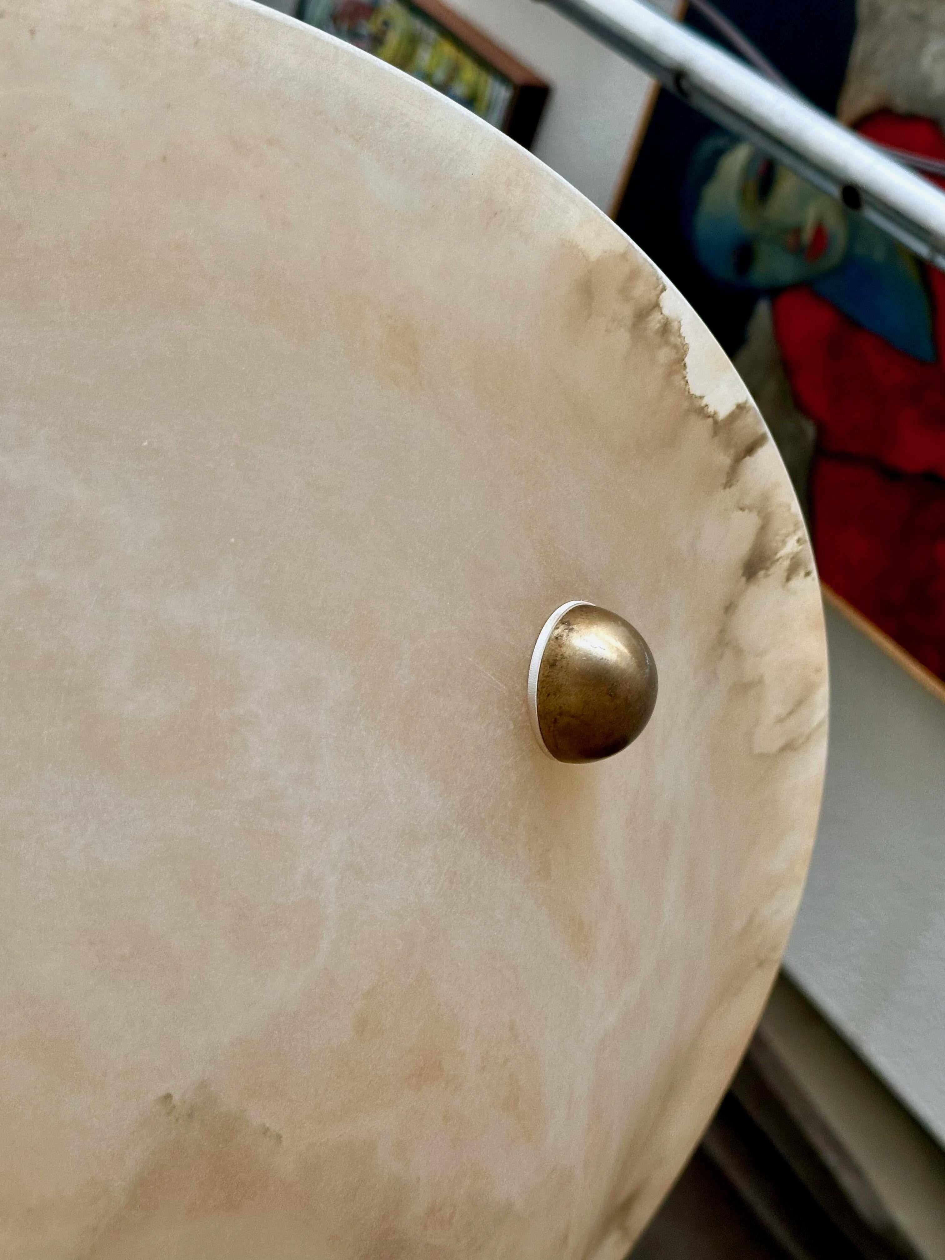 Grande lampadario a sospensione in alabastro in stile Directoire francese 8
