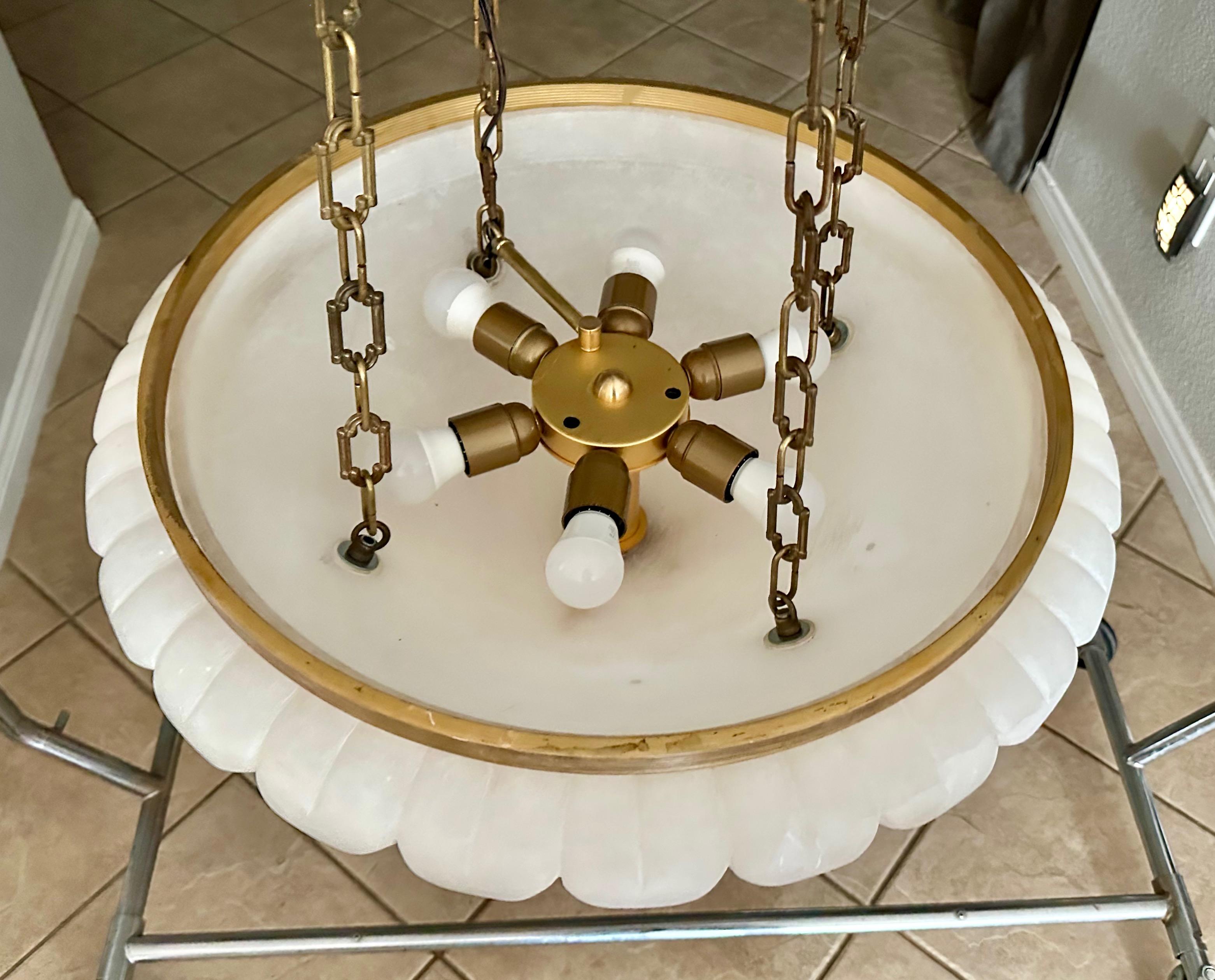 Grande lampadario a sospensione in alabastro in stile Directoire francese in vendita 13