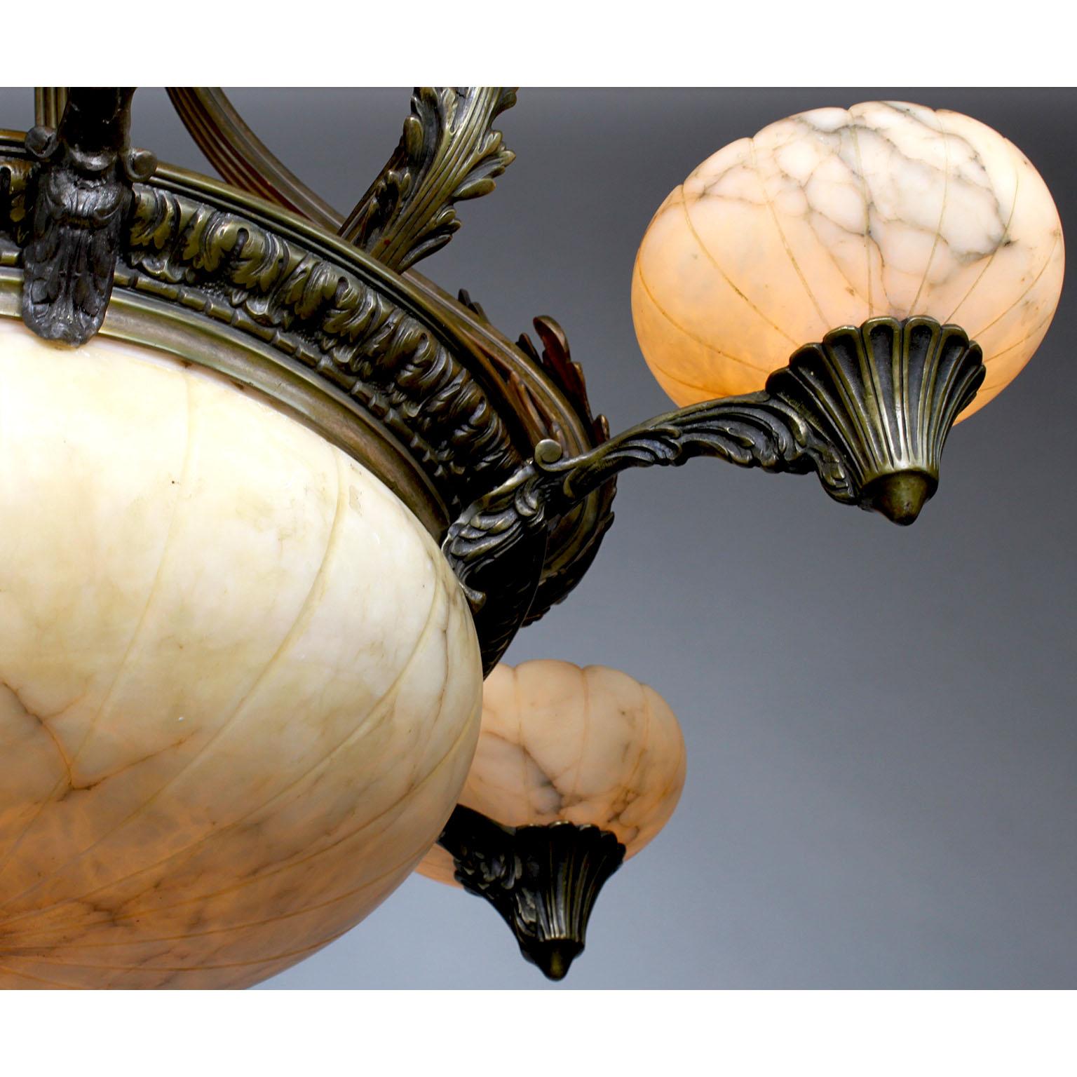Large French Early 20th Century Art-Deco Bronze and Carved Alabaster Chandelier For Sale 1