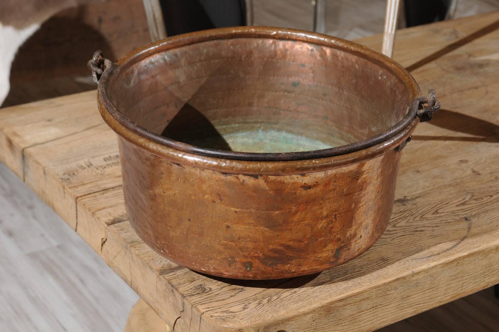 Large French Early 20th Century Circular Copper Pot with Iron Handle 2