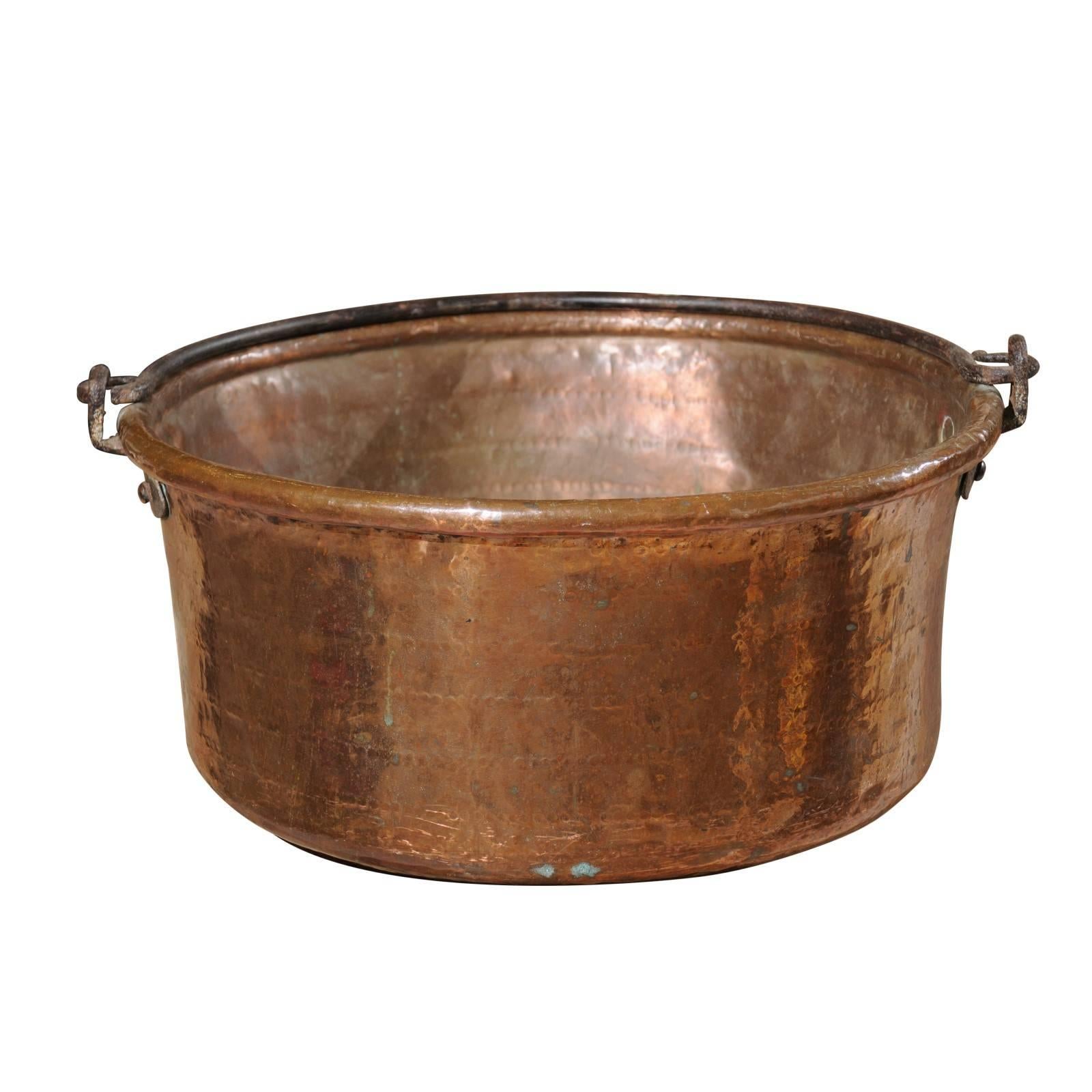 Large French Early 20th Century Circular Copper Pot with Iron Handle
