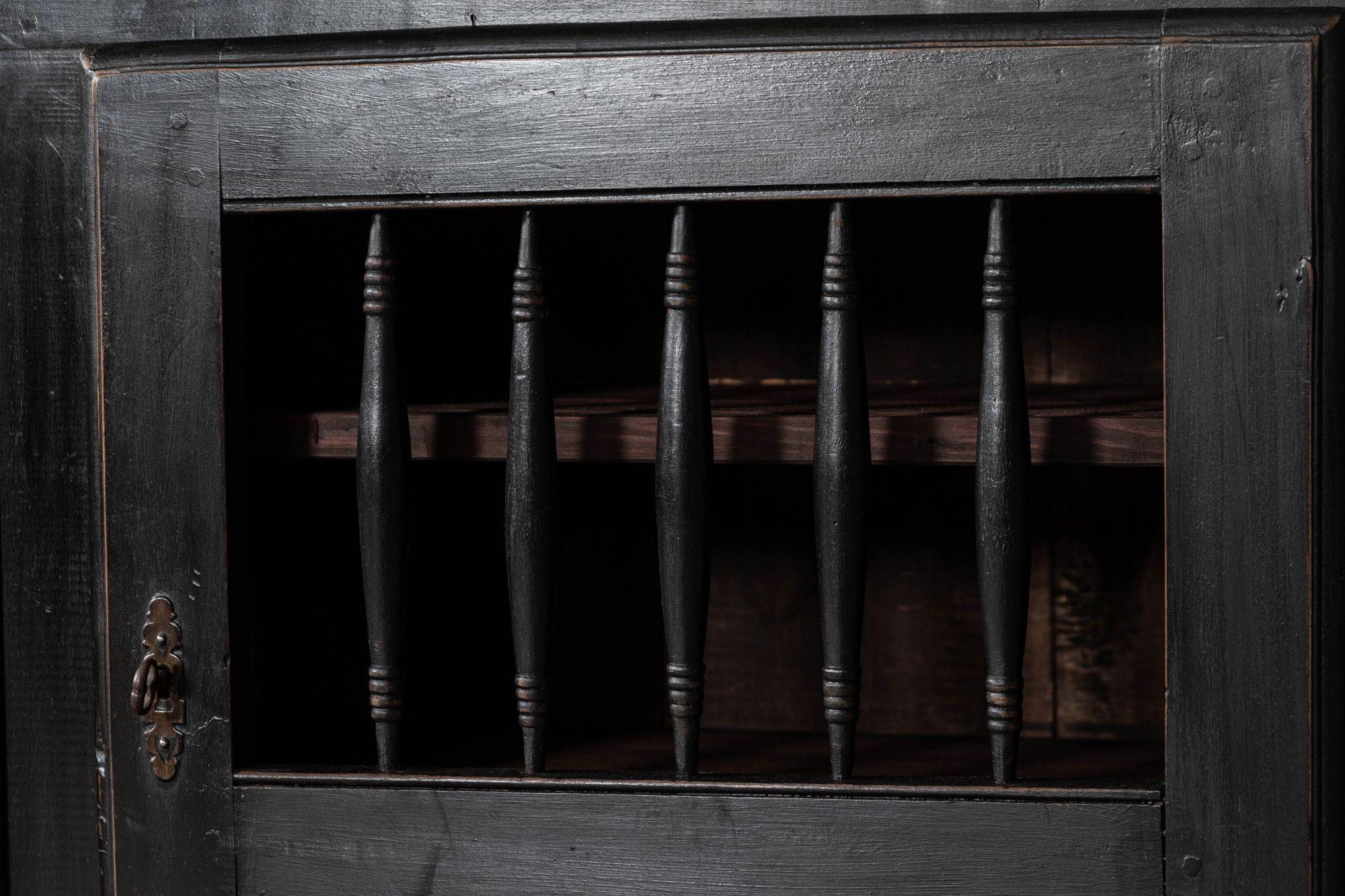 Grande buffet francese Enfilade in legno ebanizzato di frutta in vendita 6