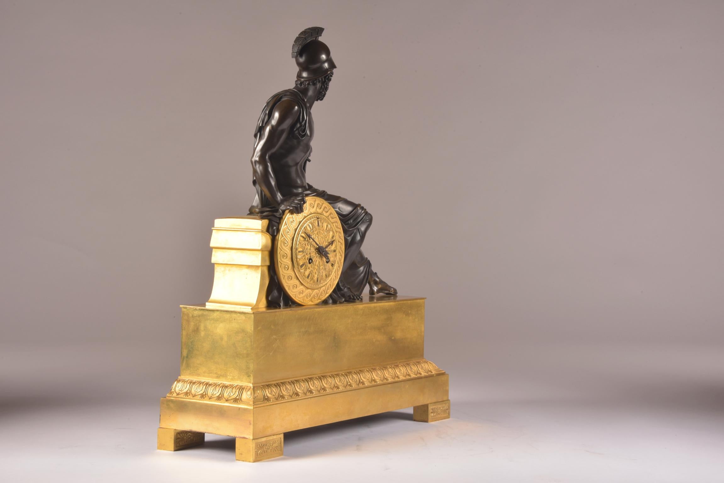 Large French Empire Clock Ormolu with Roman Soldier, Gilded Bronze, circa 1830 1