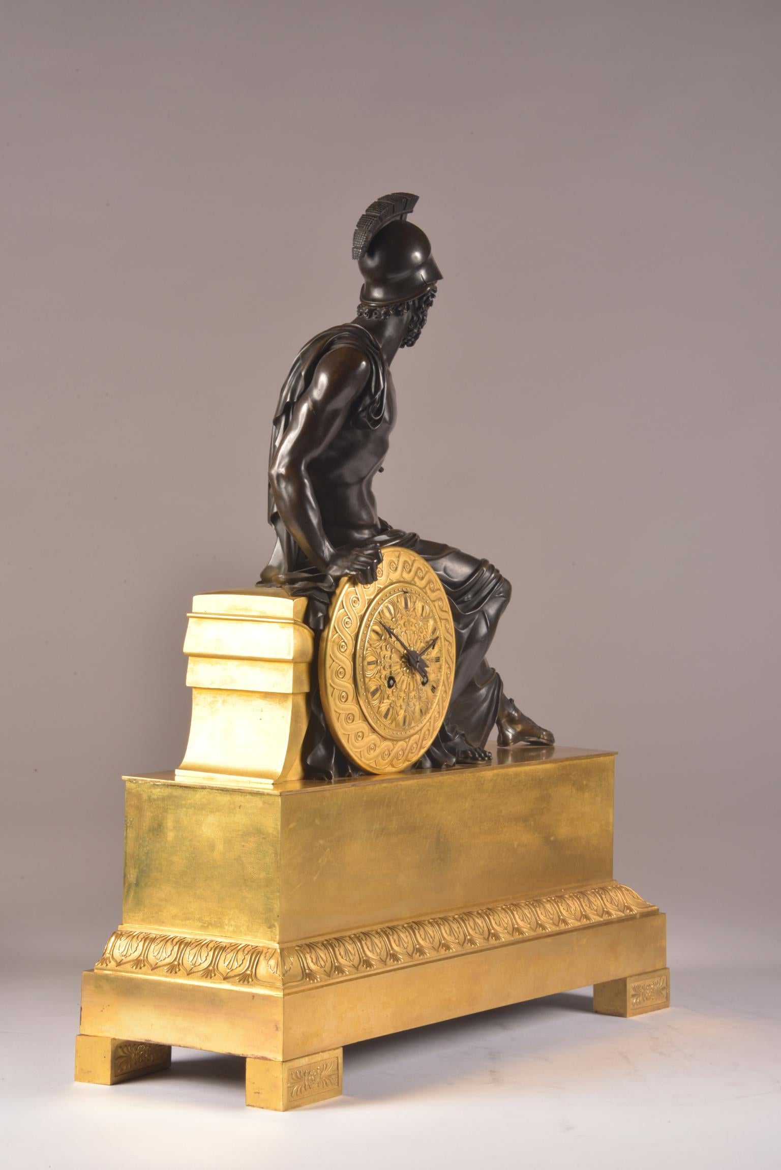 Large French Empire Clock Ormolu with Roman Soldier, Gilded Bronze, circa 1830 2
