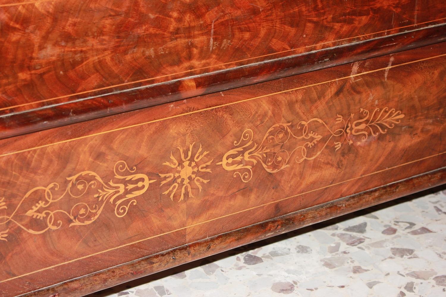 Large French Empire Sleigh Bed in Rosewood, Charles X Style For Sale 2