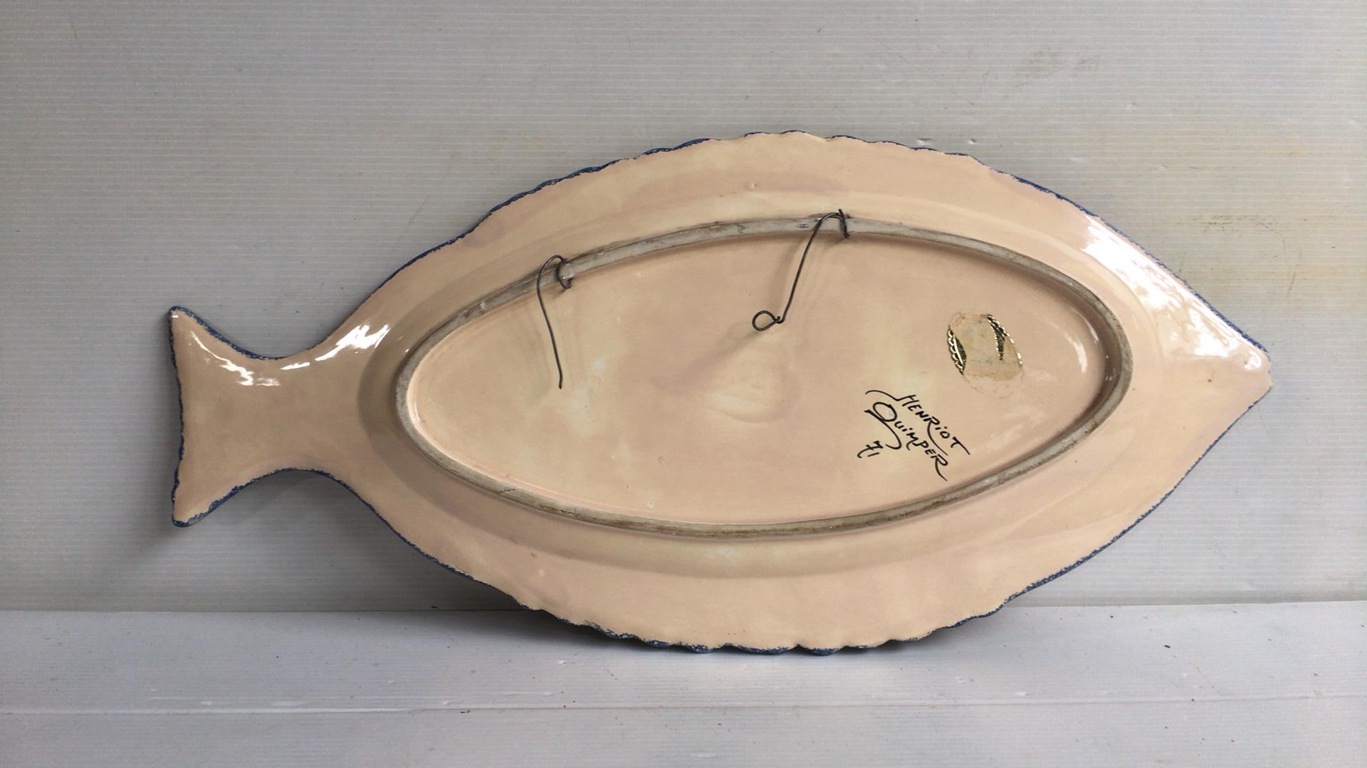 Mid-20th Century Large French Faience Fish Platter Quimper Circa 1930 For Sale