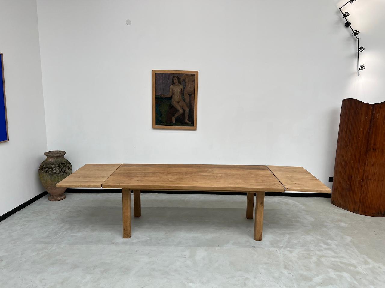 French Provincial Large french farm table from the 60s, in solid oak, with extensions For Sale
