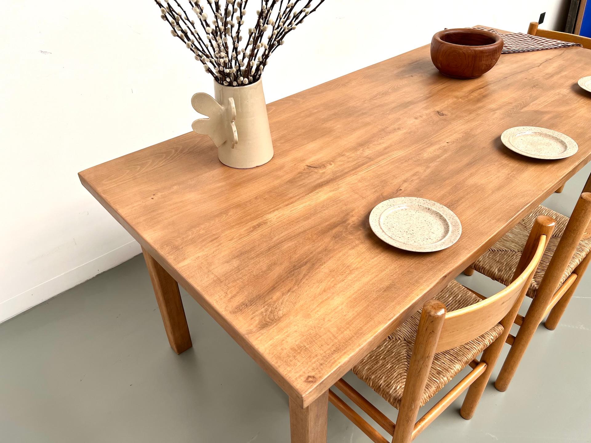 Grande table de ferme en hêtre massif en vente 10