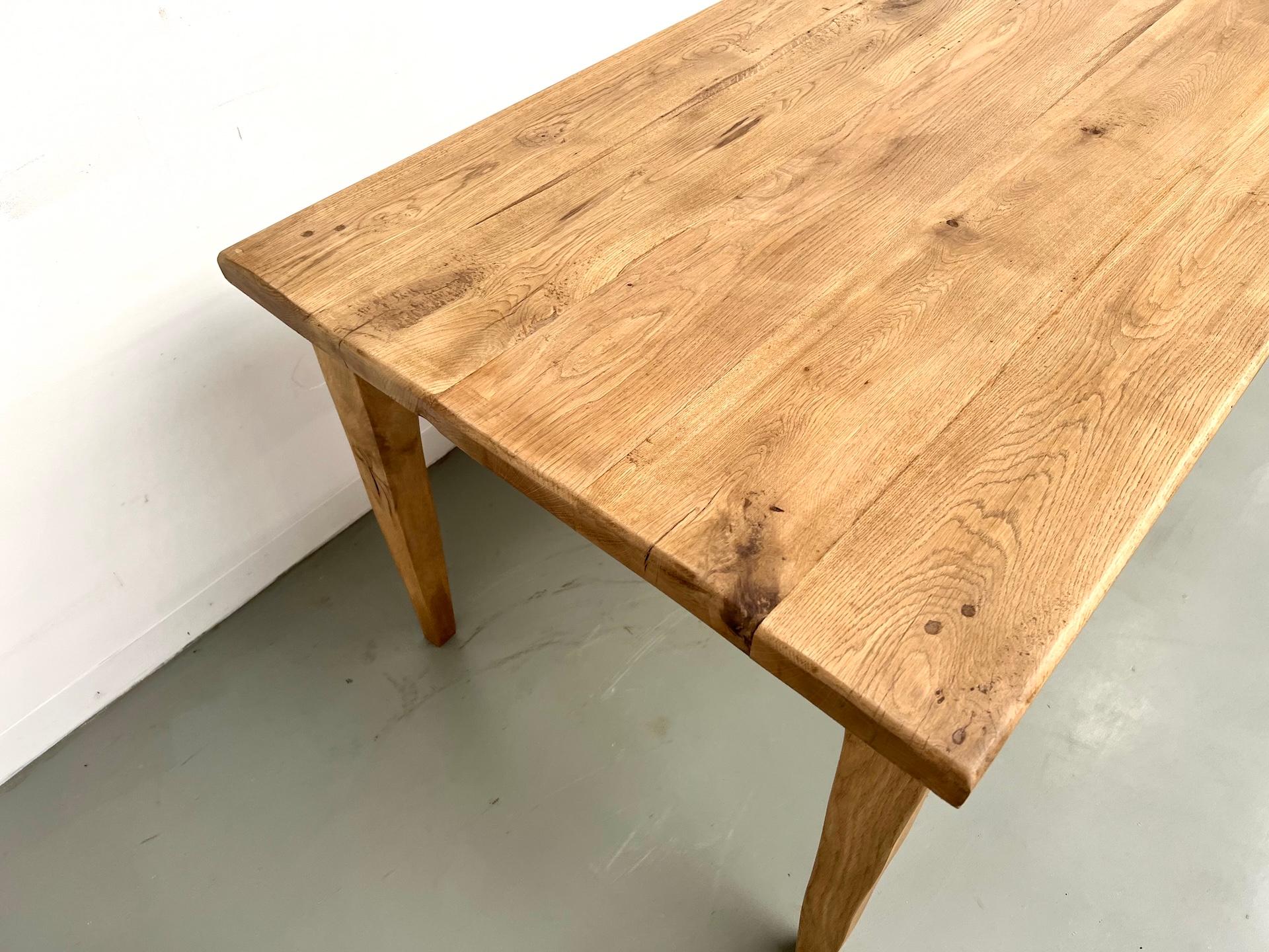 Grande table de ferme en chêne massif en vente 5