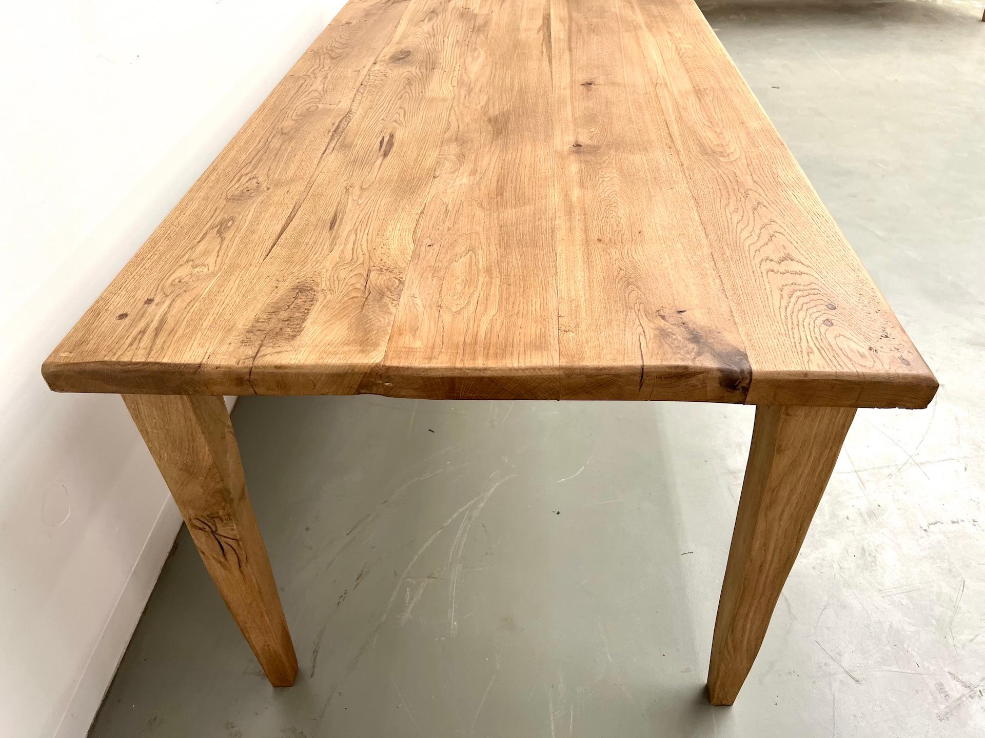 Grande table de ferme en chêne massif en vente 8