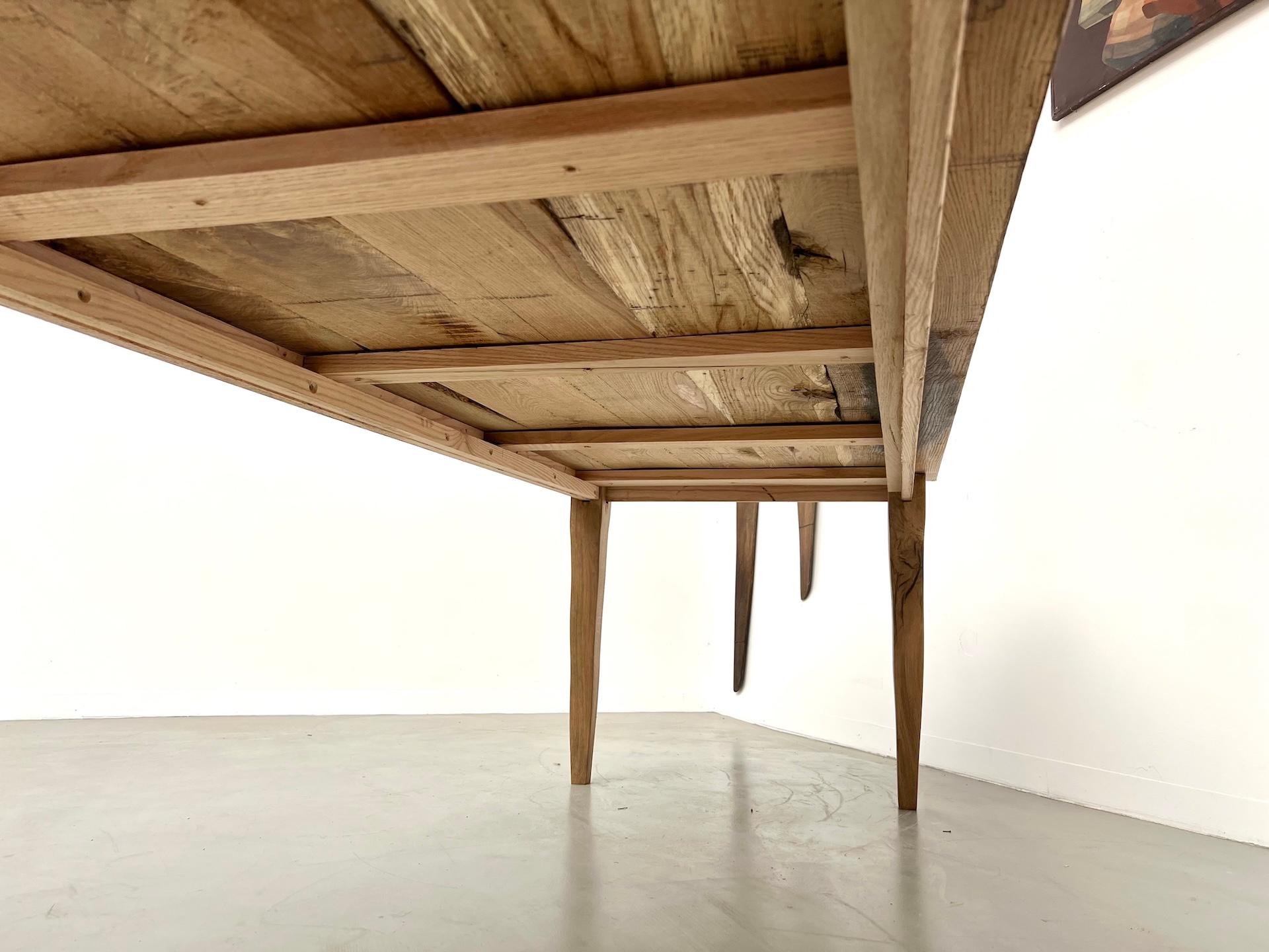 Grande table de ferme en chêne massif en vente 13