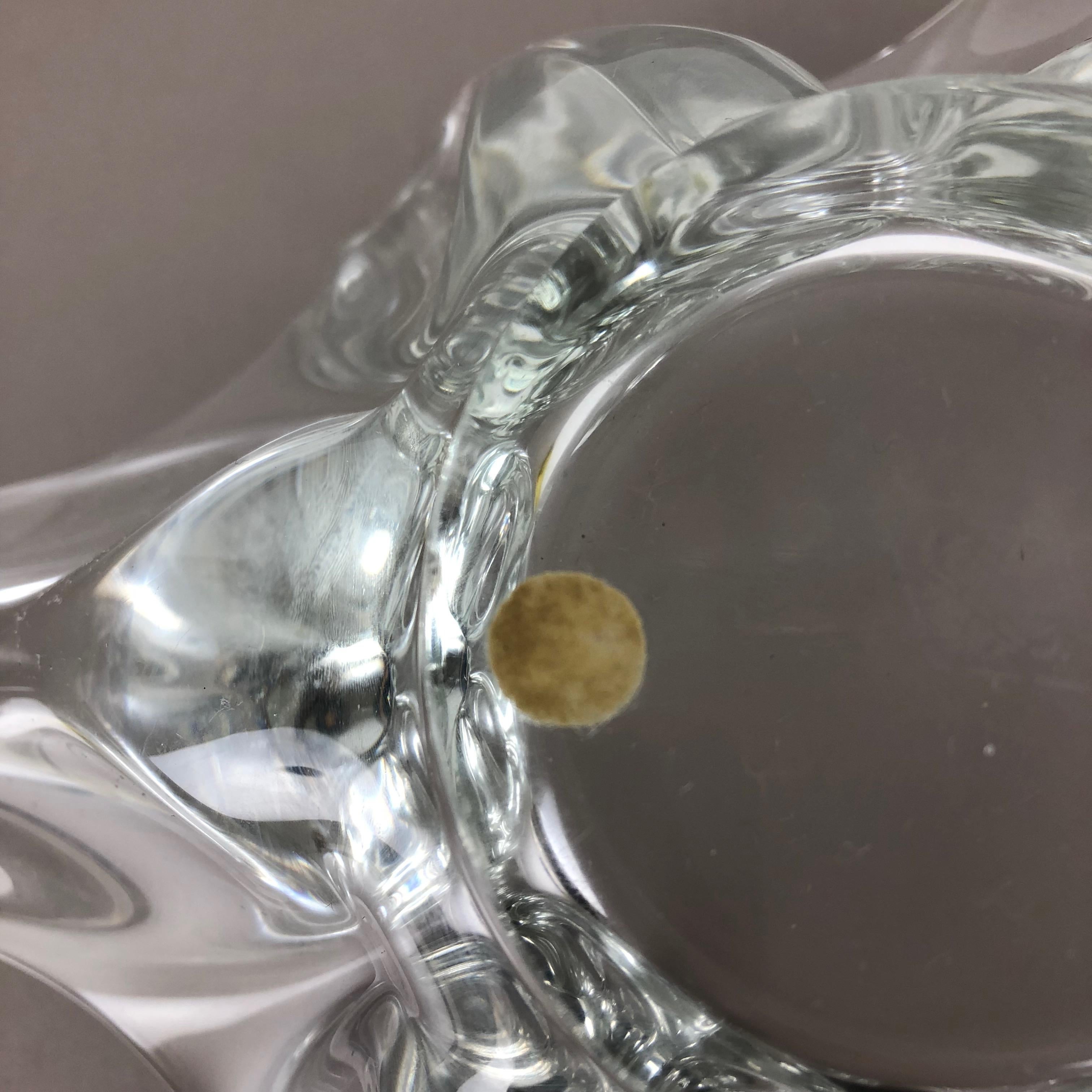 Large French Floral Crystal Glass Shell Bowl by Art Vannes, France, 1970s For Sale 8