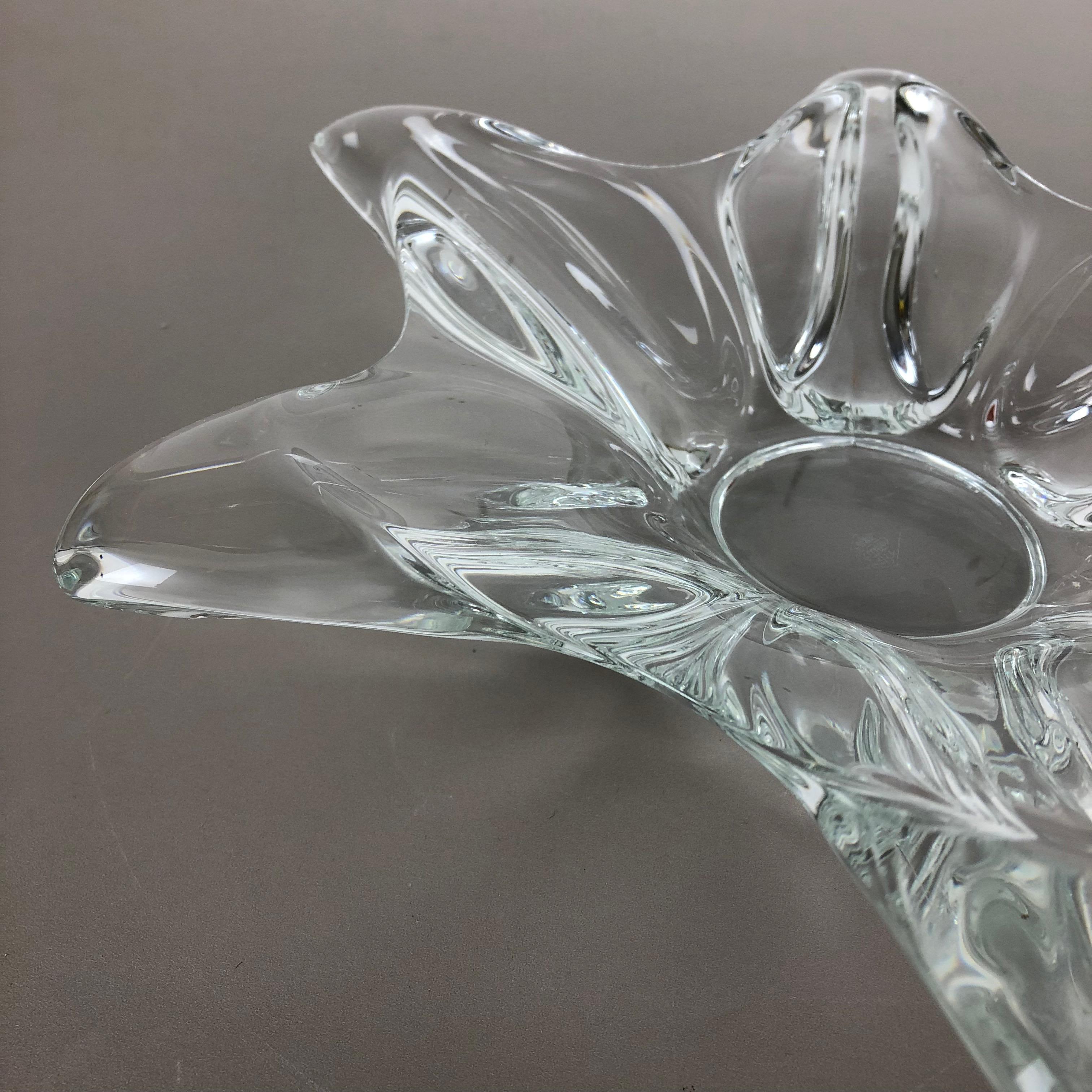 Large French Floral Crystal Glass Shell Bowl by Art Vannes, France, 1970s For Sale 10