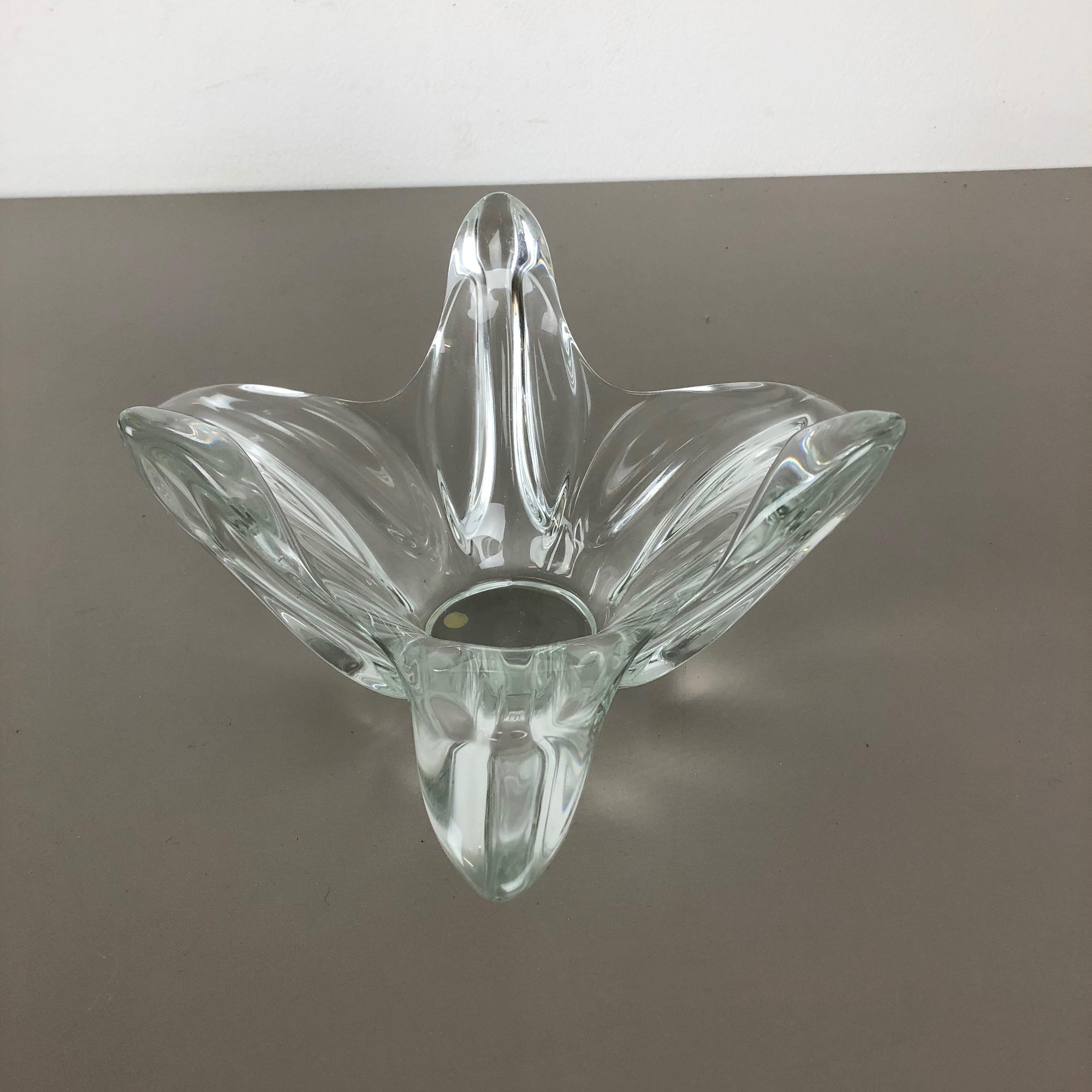 Art Deco Large French Floral Crystal Glass Shell Bowl by Art Vannes, France, 1970s For Sale