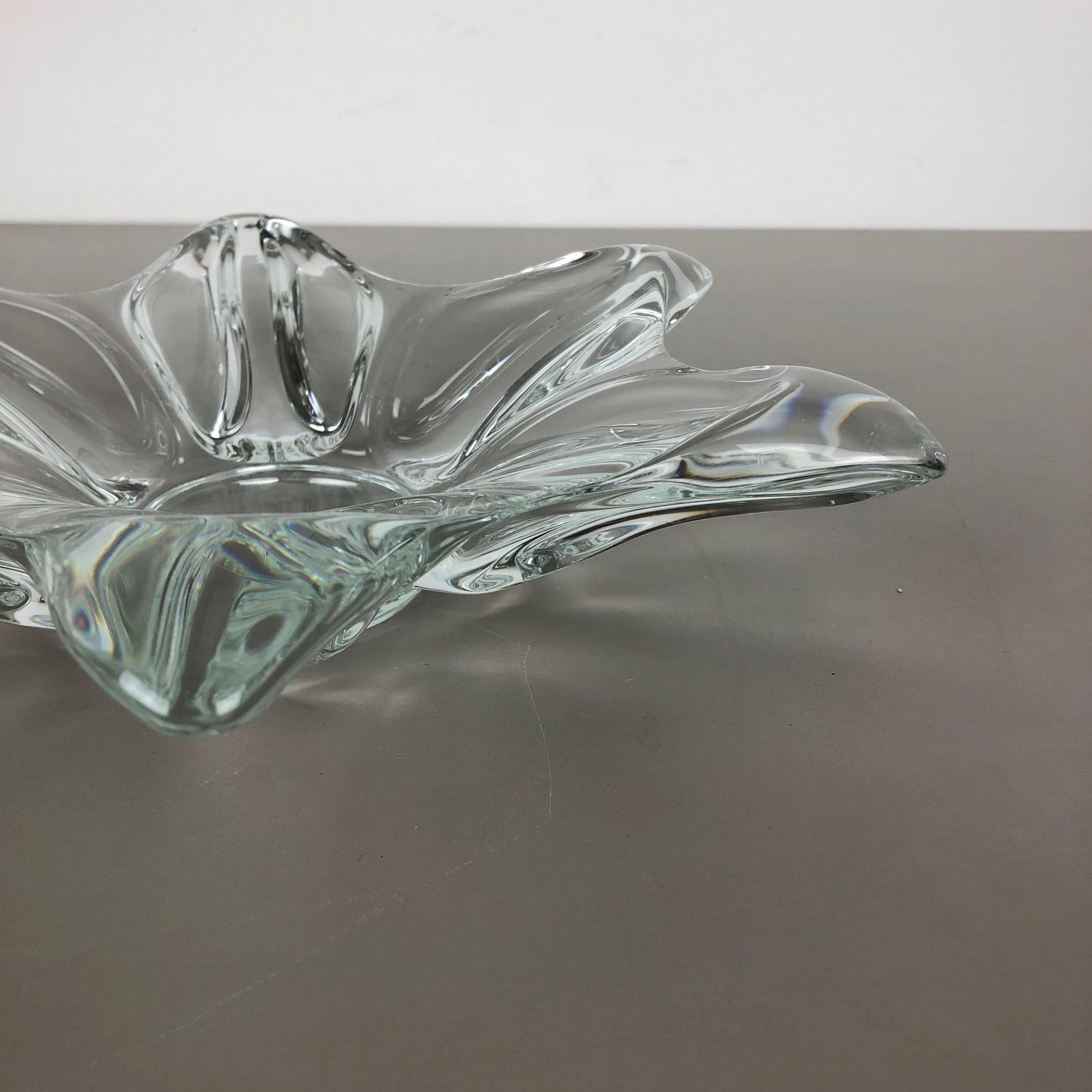 Art Glass Large French Floral Crystal Glass Shell Bowl by Art Vannes, France, 1970s For Sale