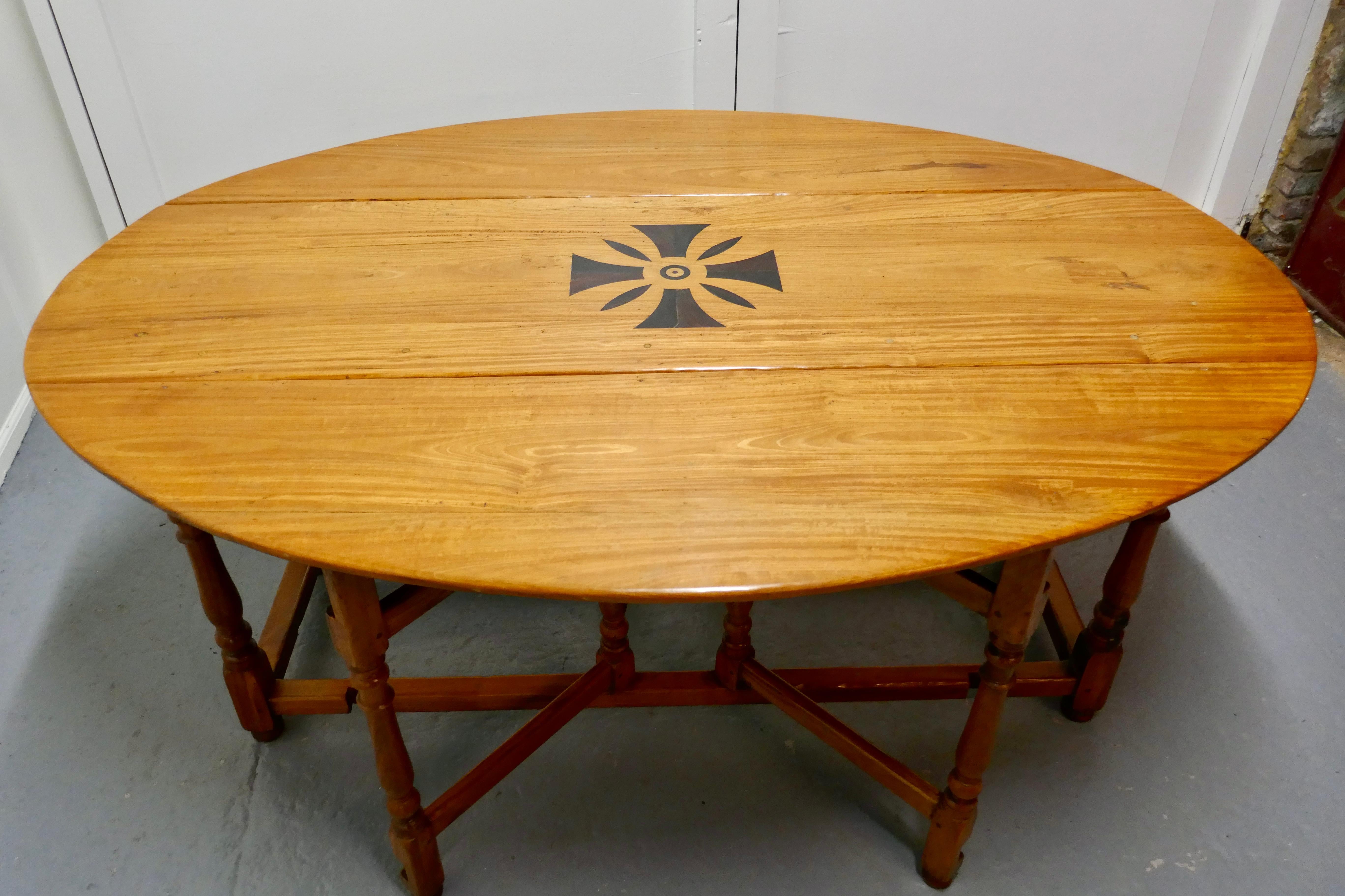 French Provincial Large French Gate Leg Dining Table    This is a large table with double gate leg For Sale