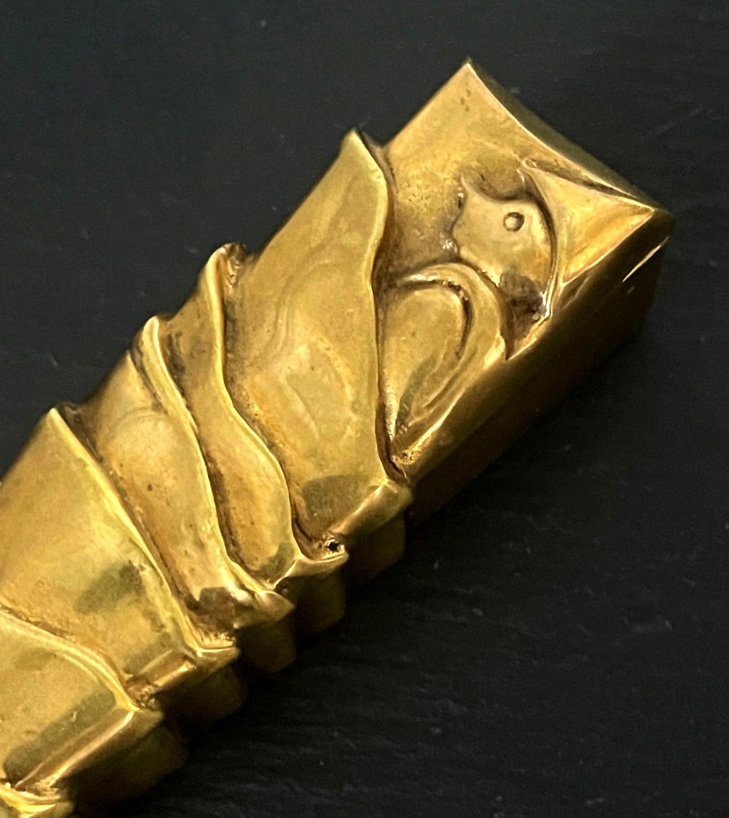Seltene französische vergoldete Bronzeschachtel „Pinocchio“ von Line Vautrin im Angebot 6