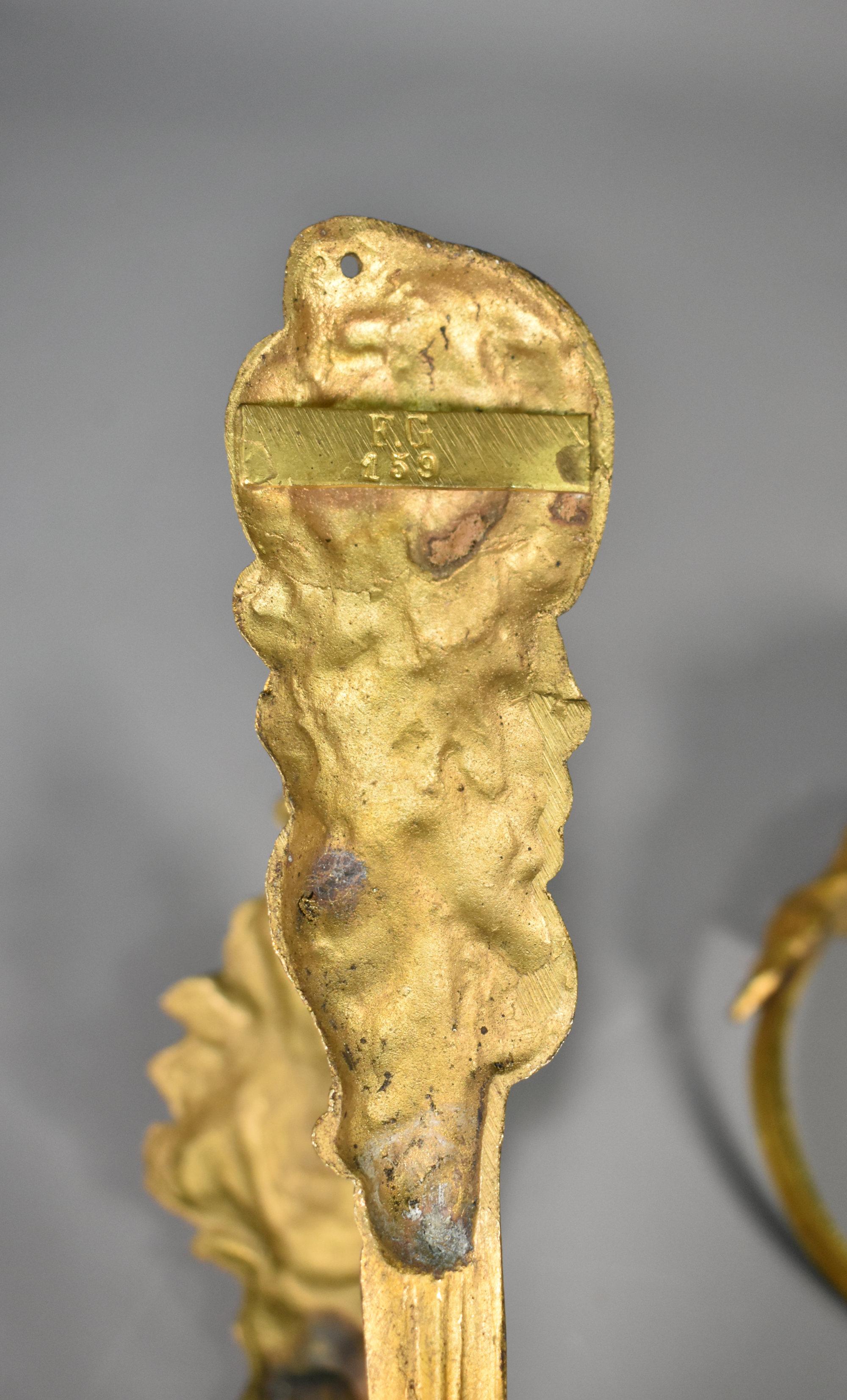 Grandes embrasses de rideaux en bronze doré de style Louis XV en vente 4