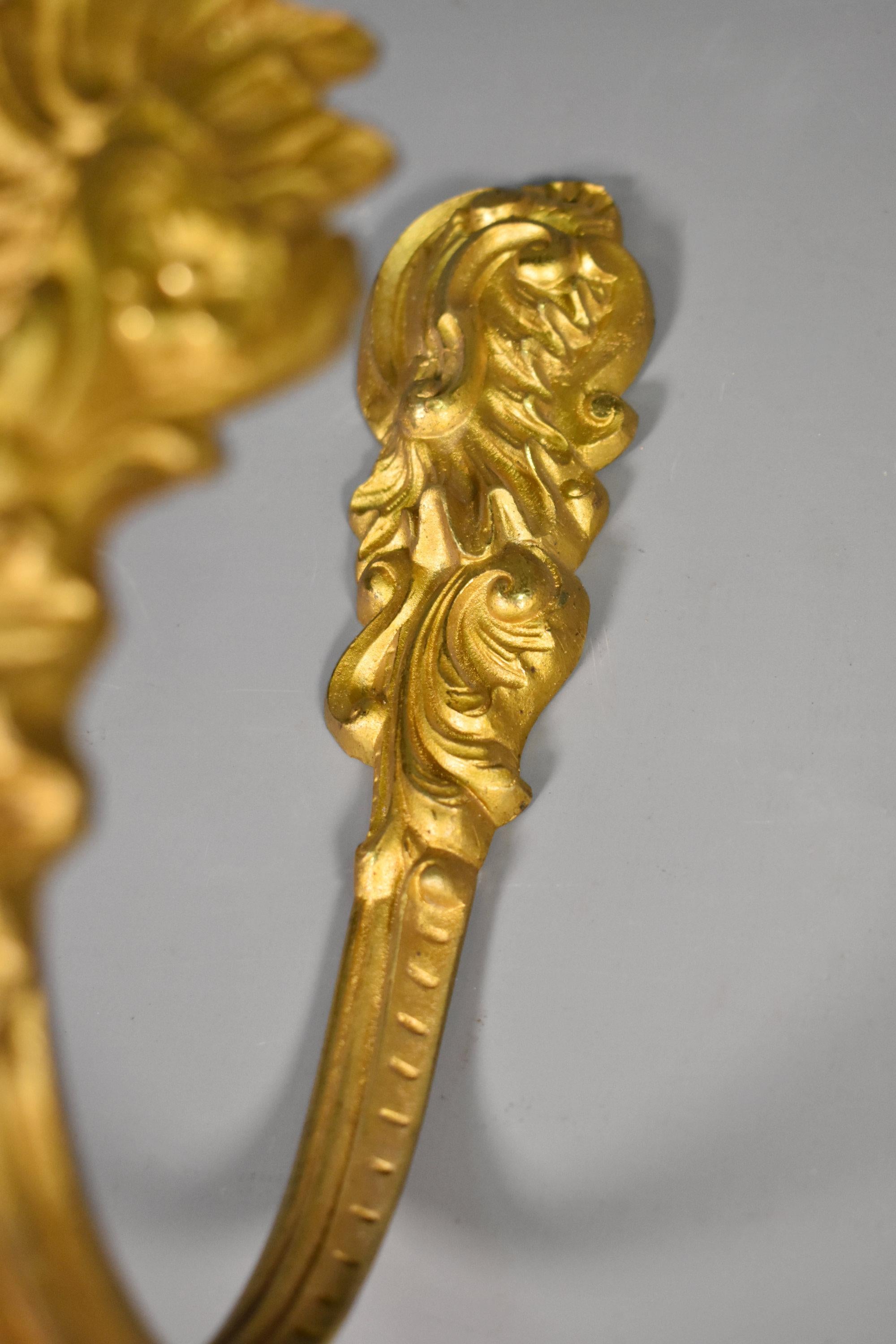 Grandes embrasses de rideaux en bronze doré de style Louis XV en vente 1