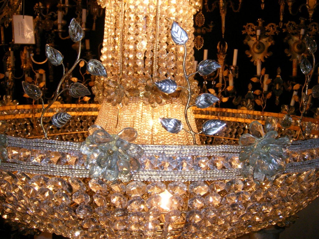 Large French Gilt Chandelier with Crystals For Sale 3