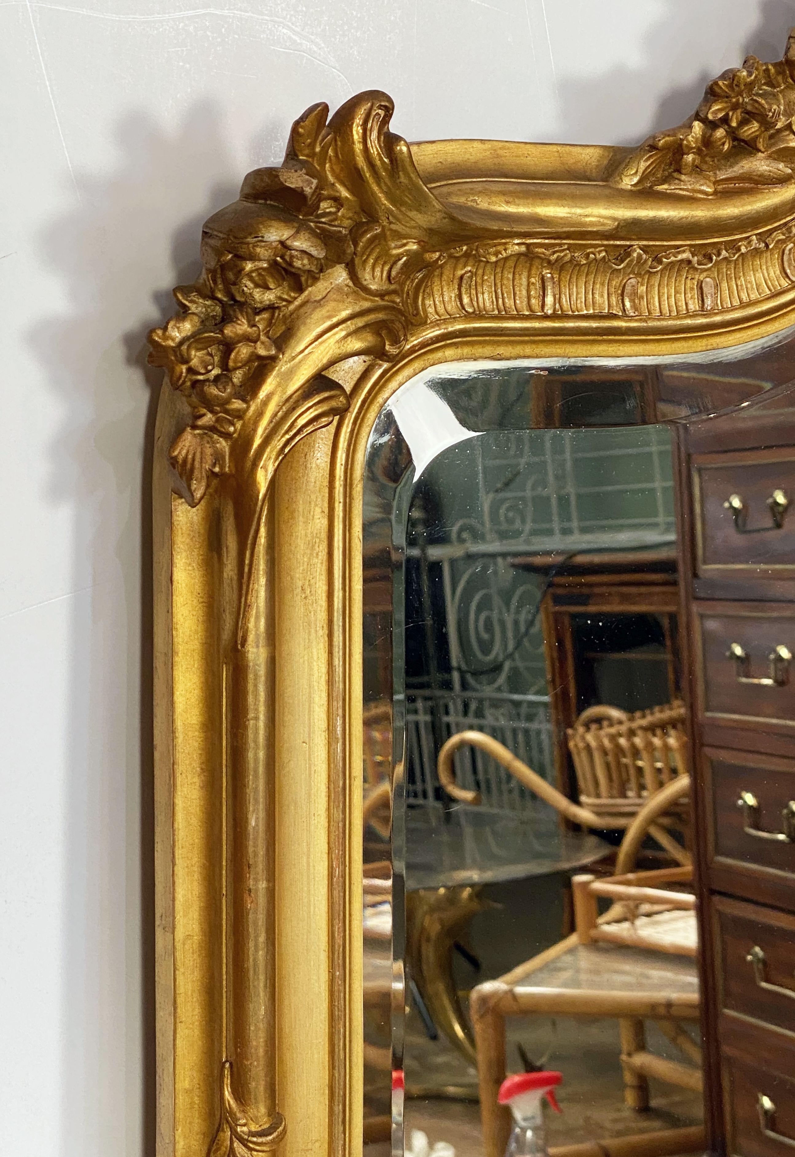 Großer französischer vergoldeter Pfeilerspiegel aus dem 19. Jahrhundert (H 56 x W 37) im Angebot 7