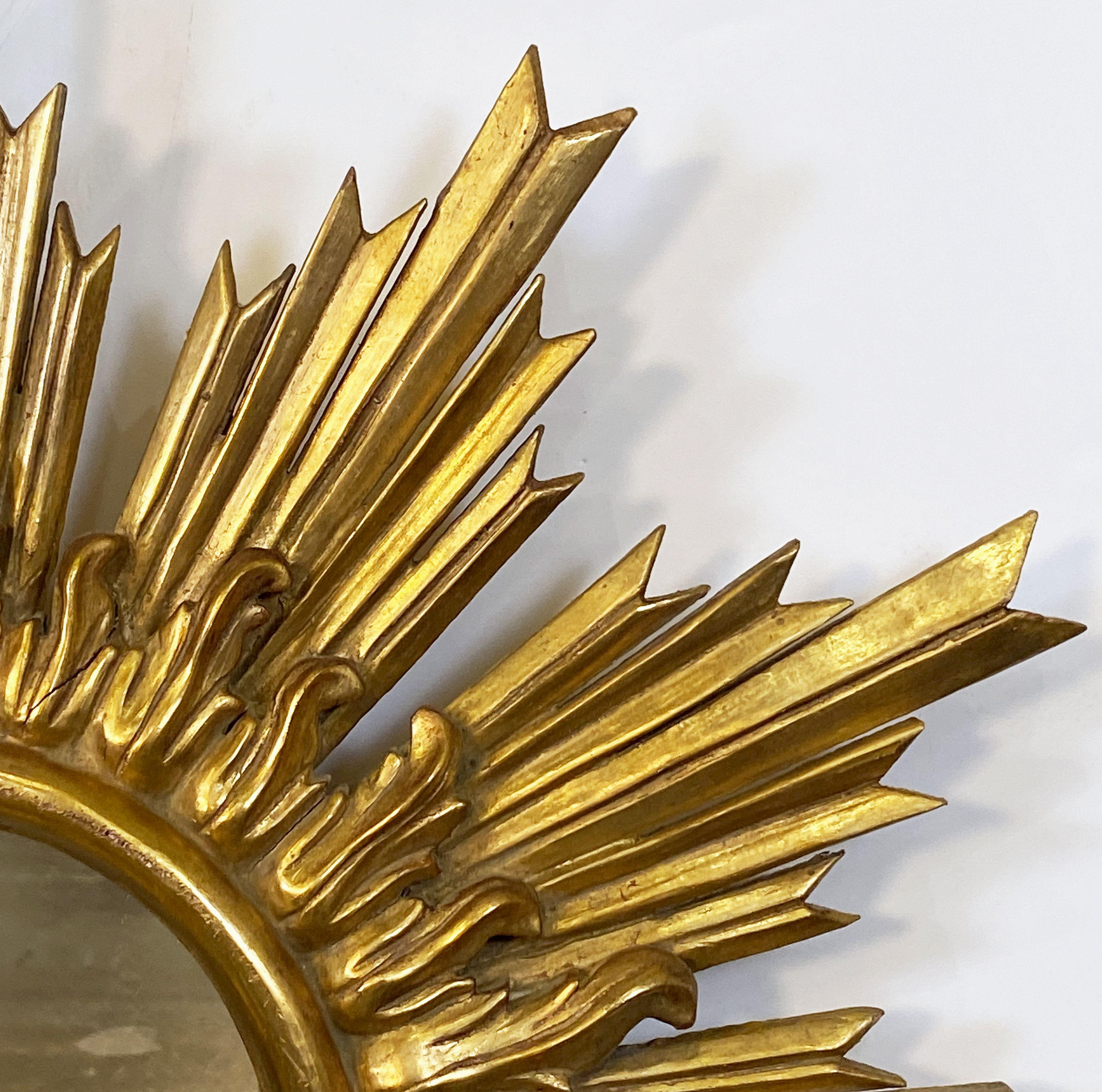 Large French Gilt Starburst or Sunburst Mirror (Diameter 26 1/2) 6