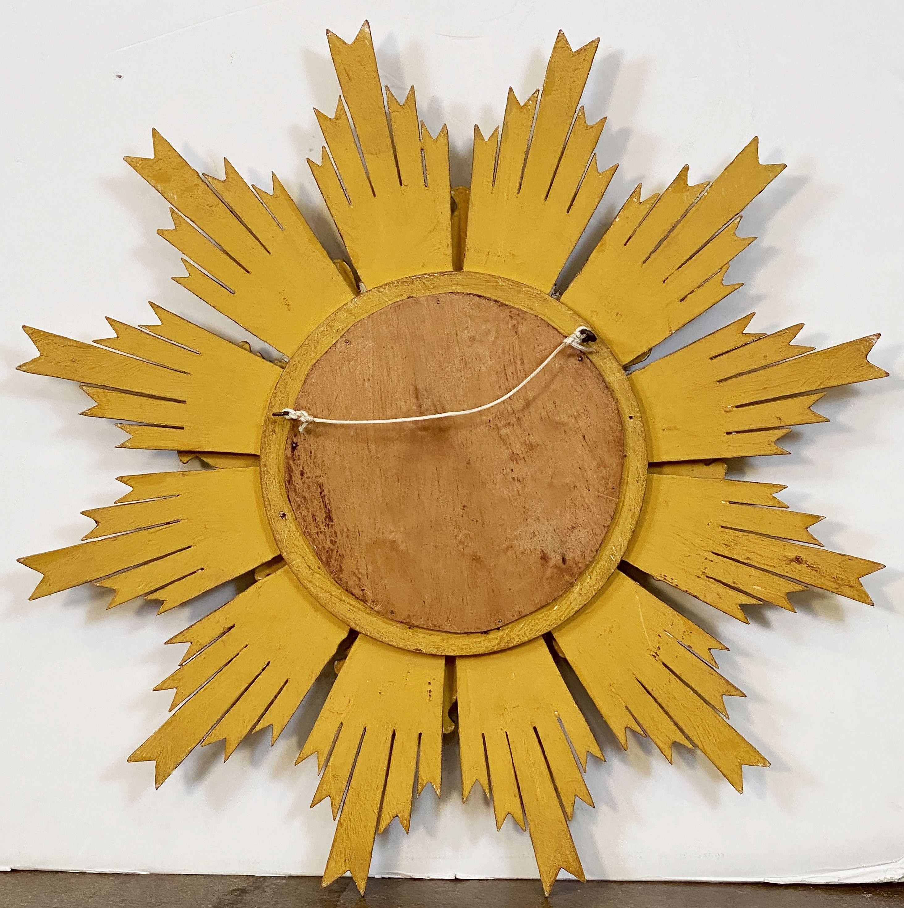 Large French Gilt Starburst or Sunburst Mirror (Diameter 26 1/2) 11