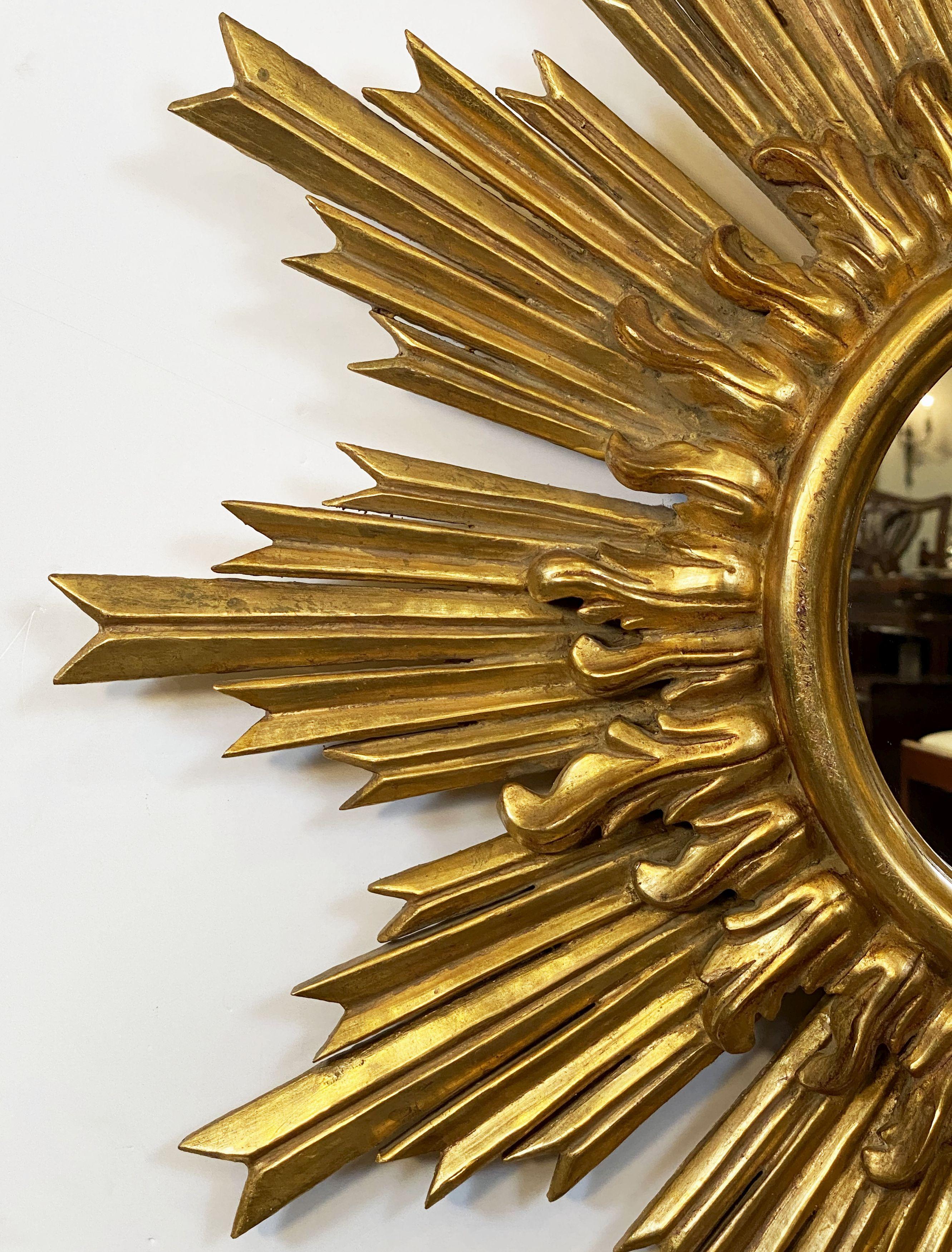 Large French Gilt Starburst or Sunburst Mirror (Diameter 26 1/2) 1