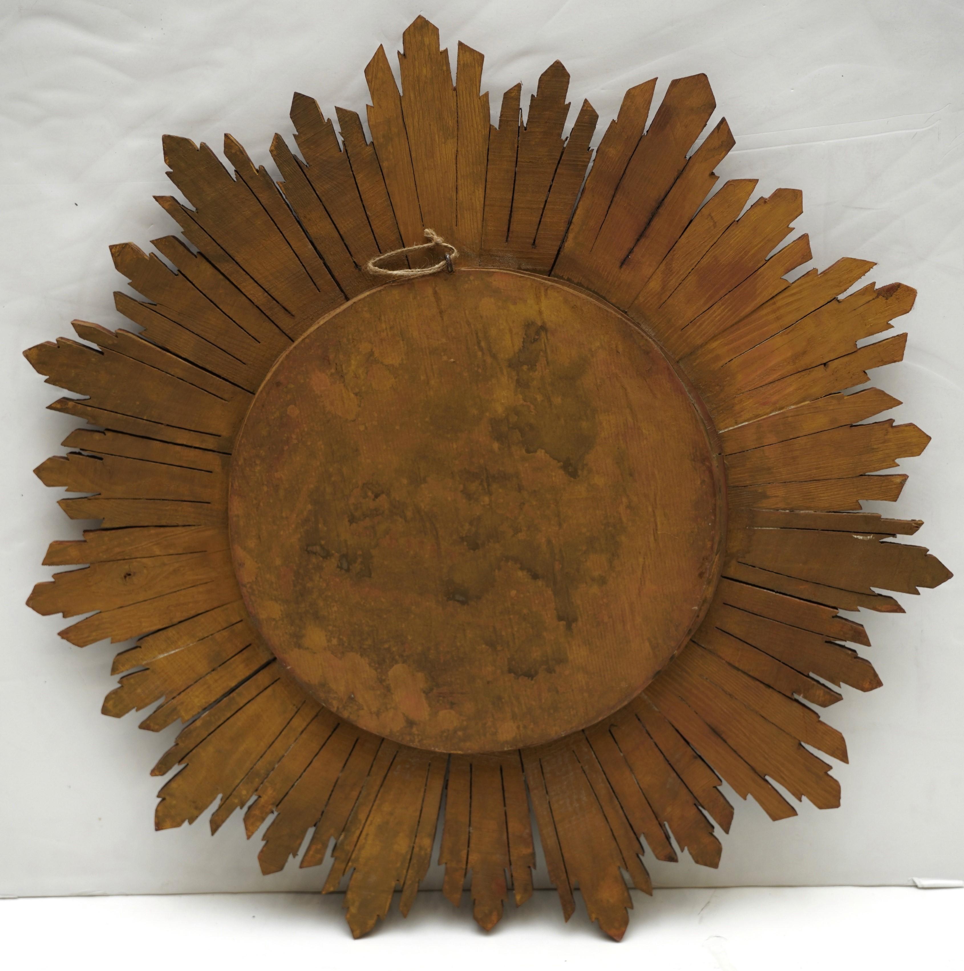 Large French Gilt Starburst or Sunburst Mirror (Diameter 27 1/2) For Sale 6