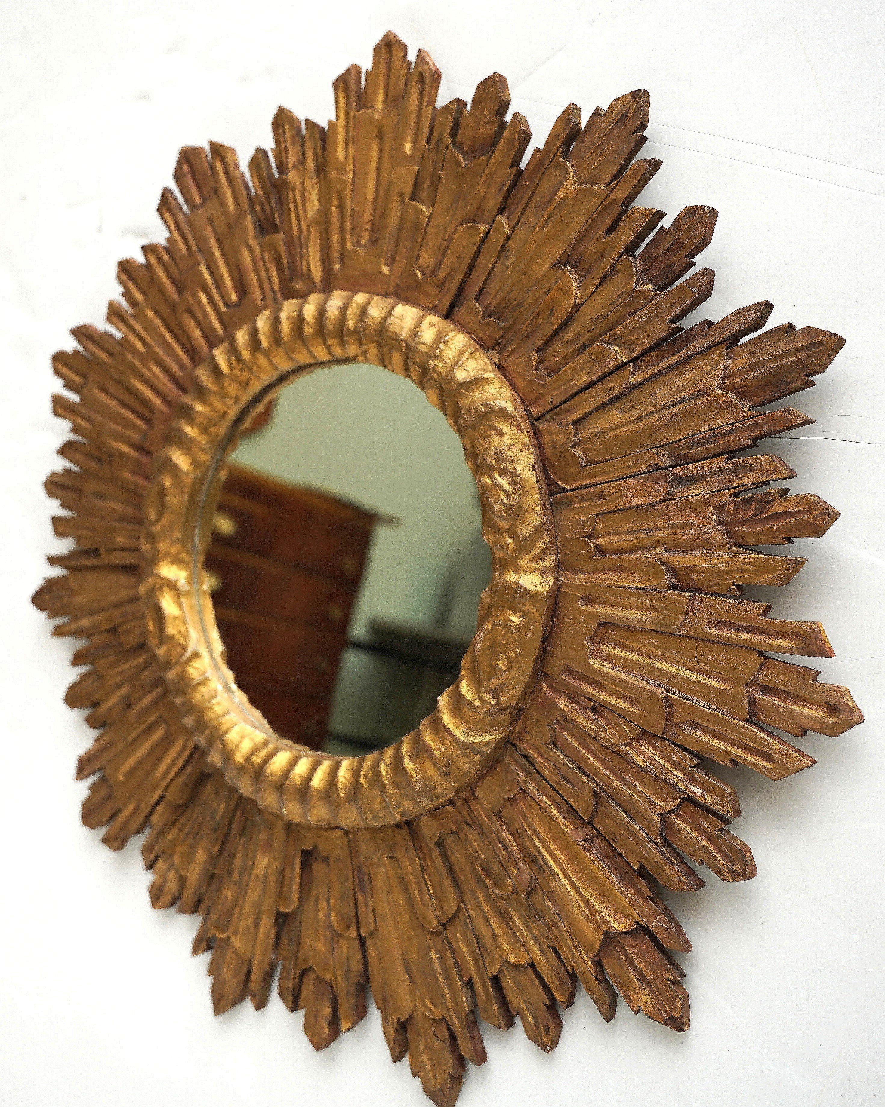 20th Century Large French Gilt Starburst or Sunburst Mirror (Diameter 27 1/2) For Sale