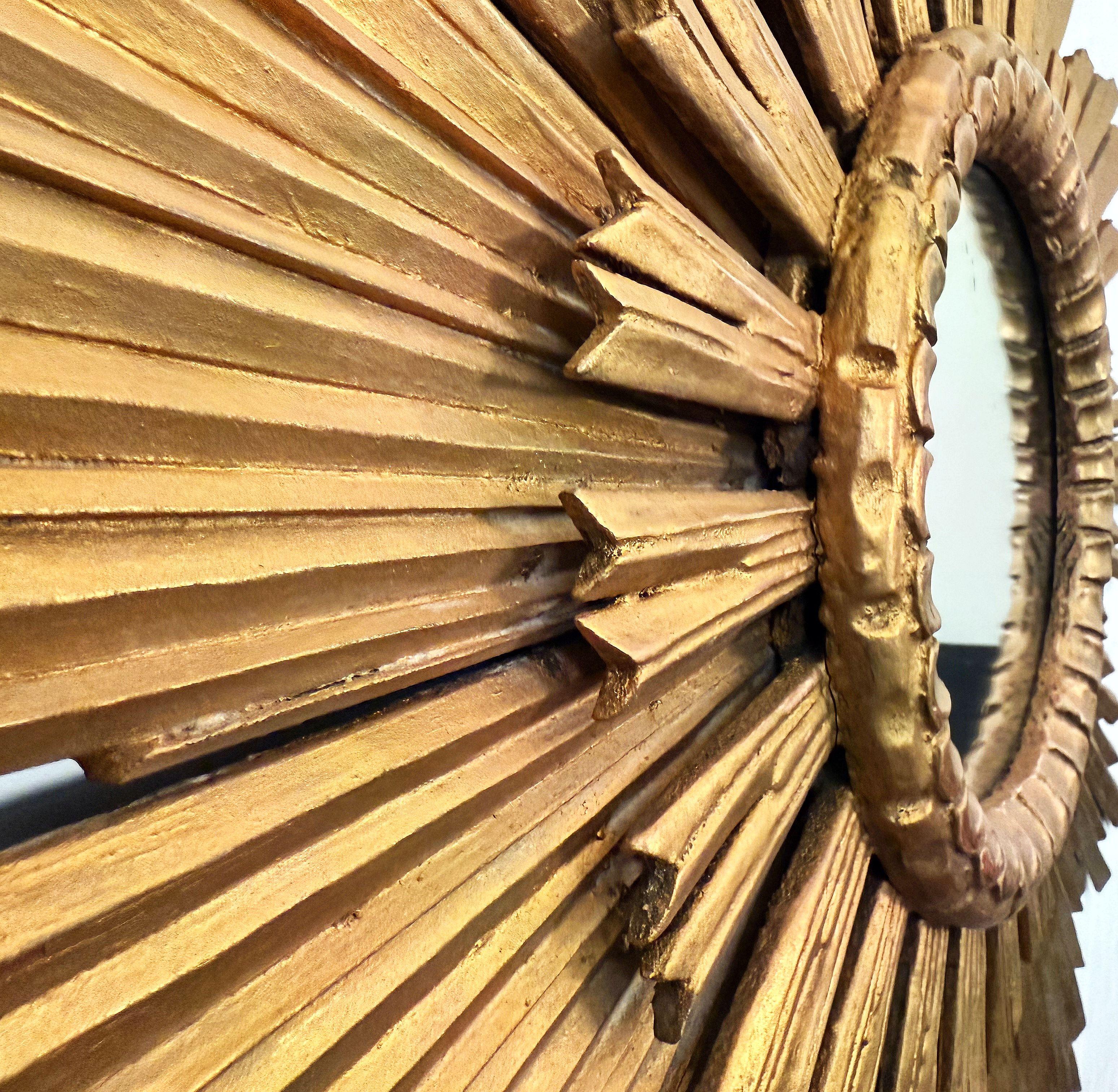Large French Gilt Starburst or Sunburst Mirror (Diameter 45 1/2) en vente 1