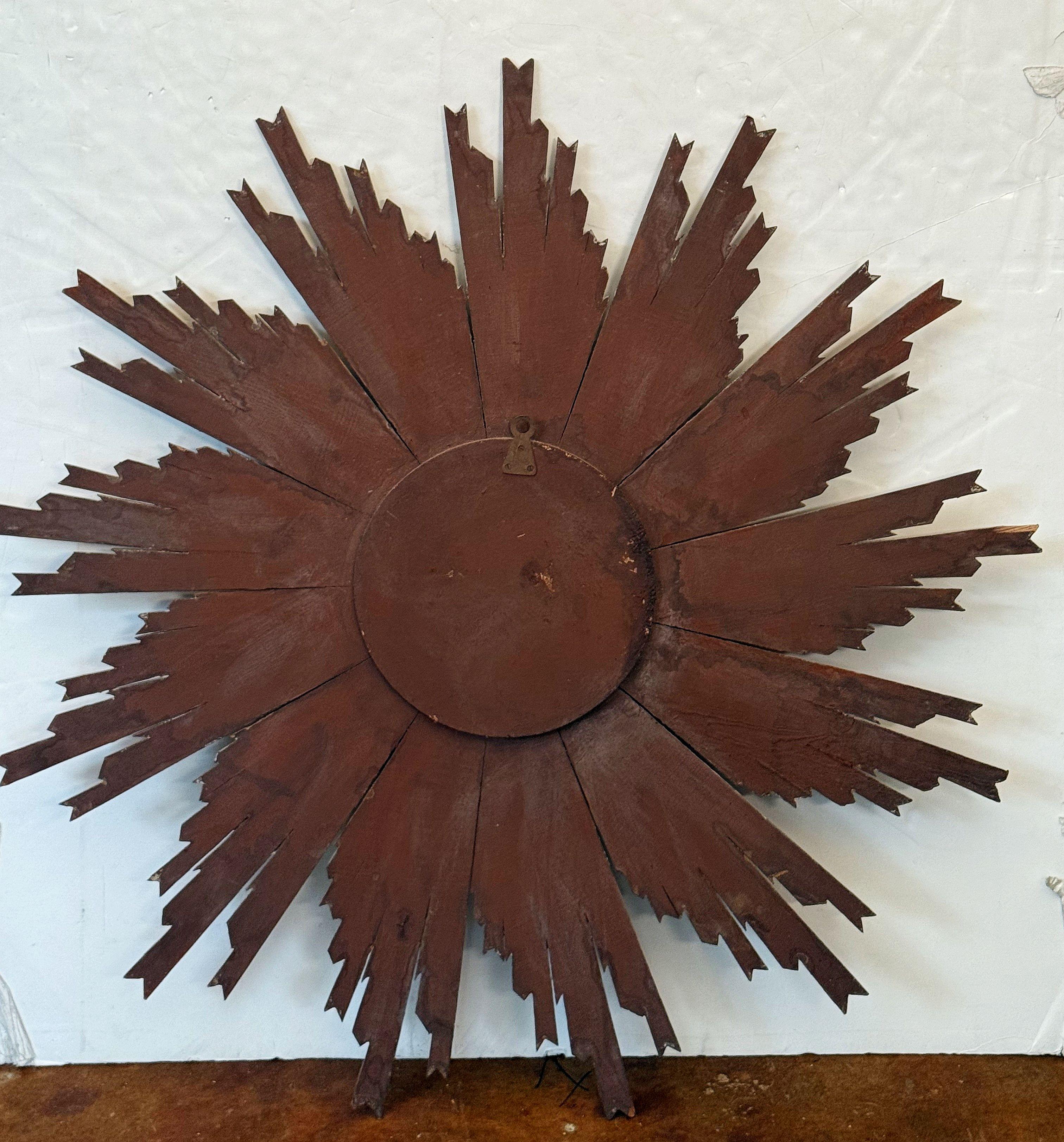 Large French Gilt Starburst or Sunburst Mirror (Diameter 45 1/2) en vente 2