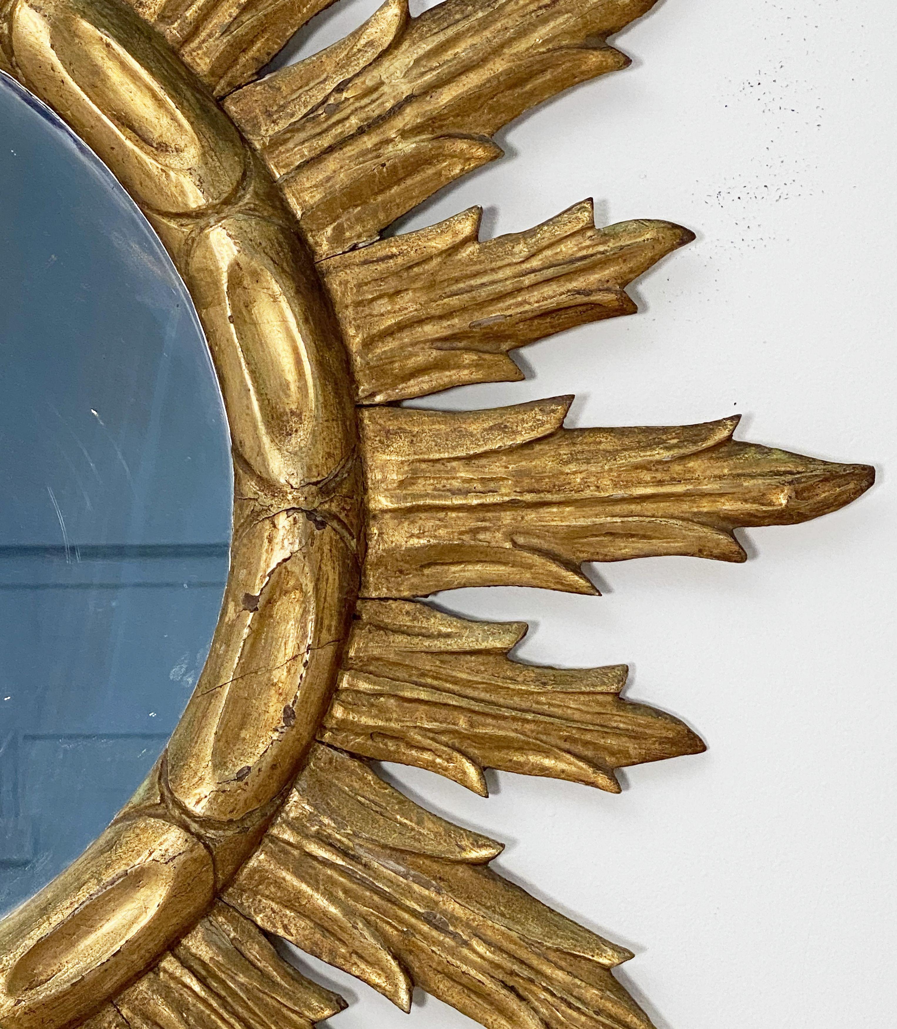 Large French Gilt Sunburst or Starburst Mirror (Diameter 32 1/4) 5