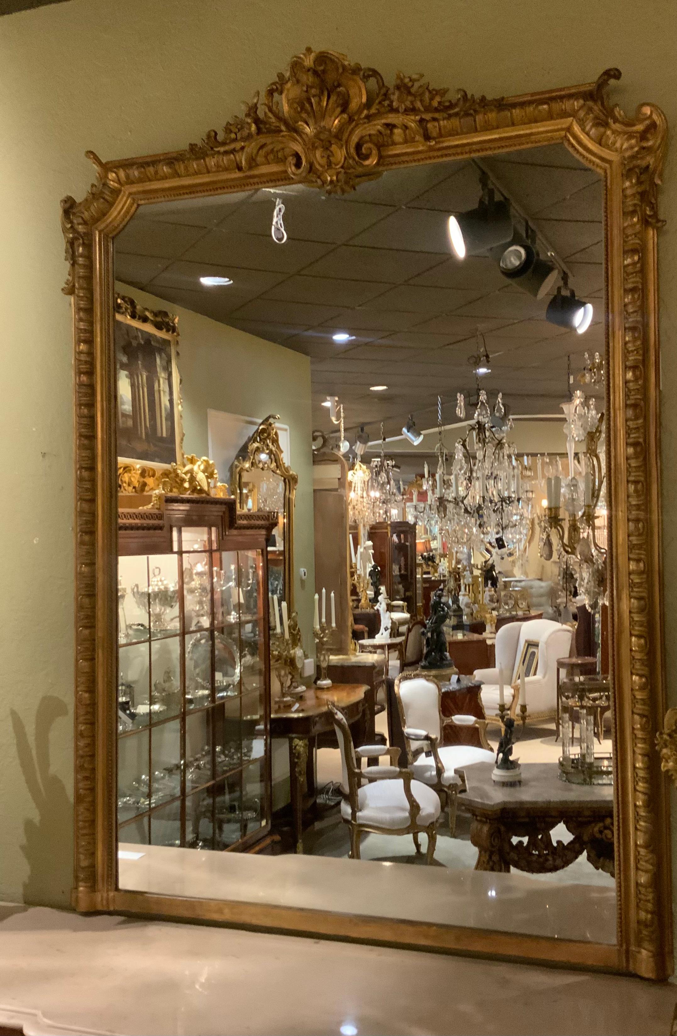 Large French giltwood mirror Belle Epoque 19 th century In Excellent Condition For Sale In Houston, TX
