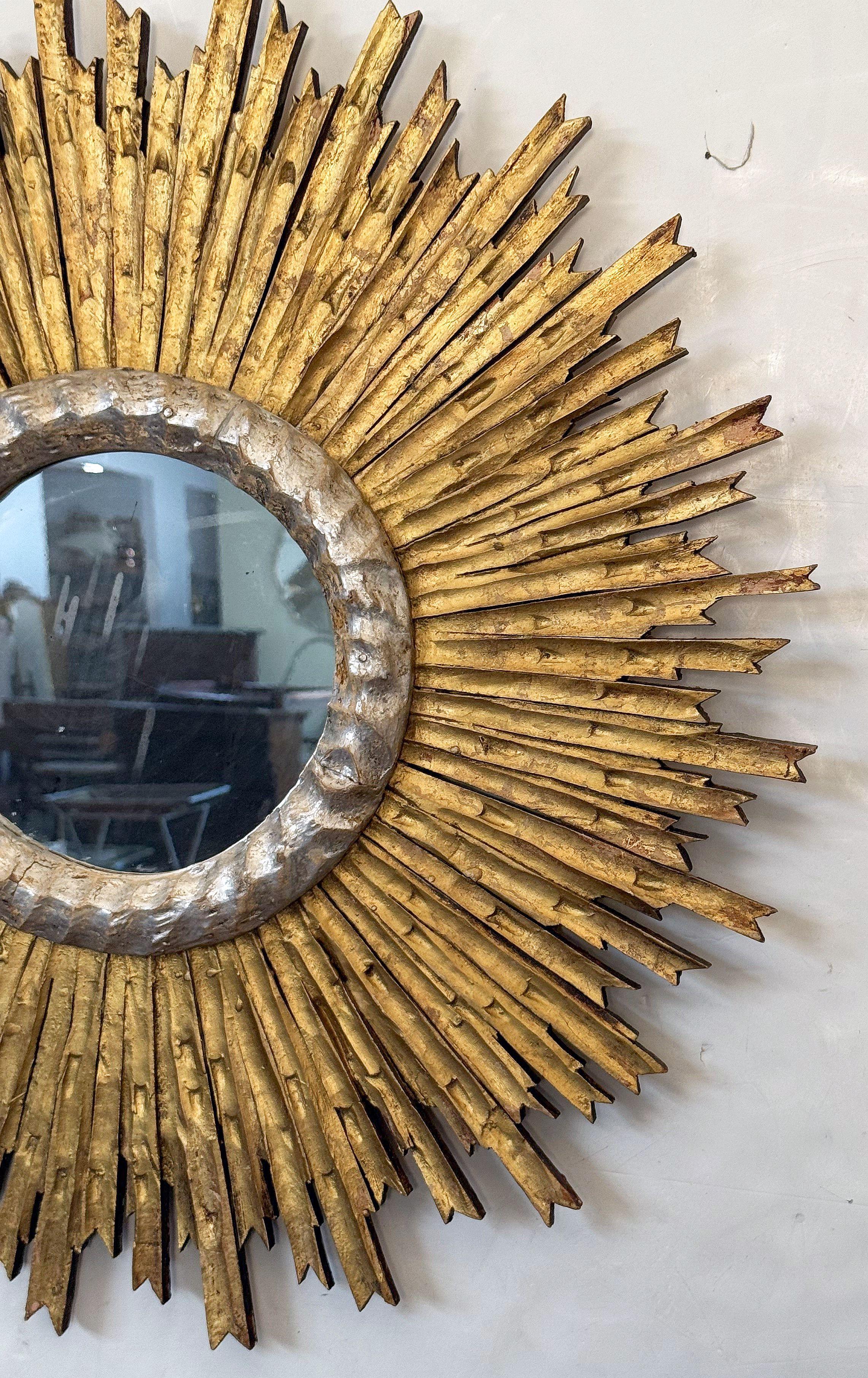 Large French Gold and Silver Gilt Sunburst or Starburst Mirror (Dia 27 1/4) In Good Condition For Sale In Austin, TX