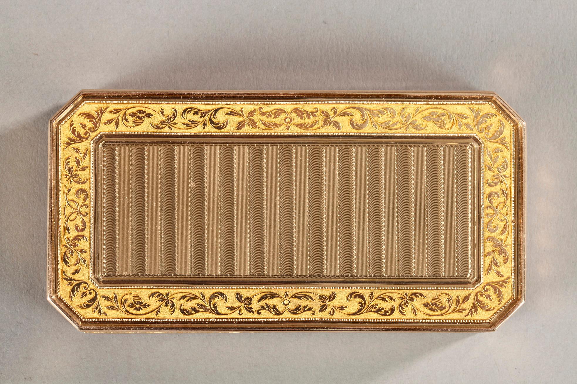 Large French Gold Snuffbox 1