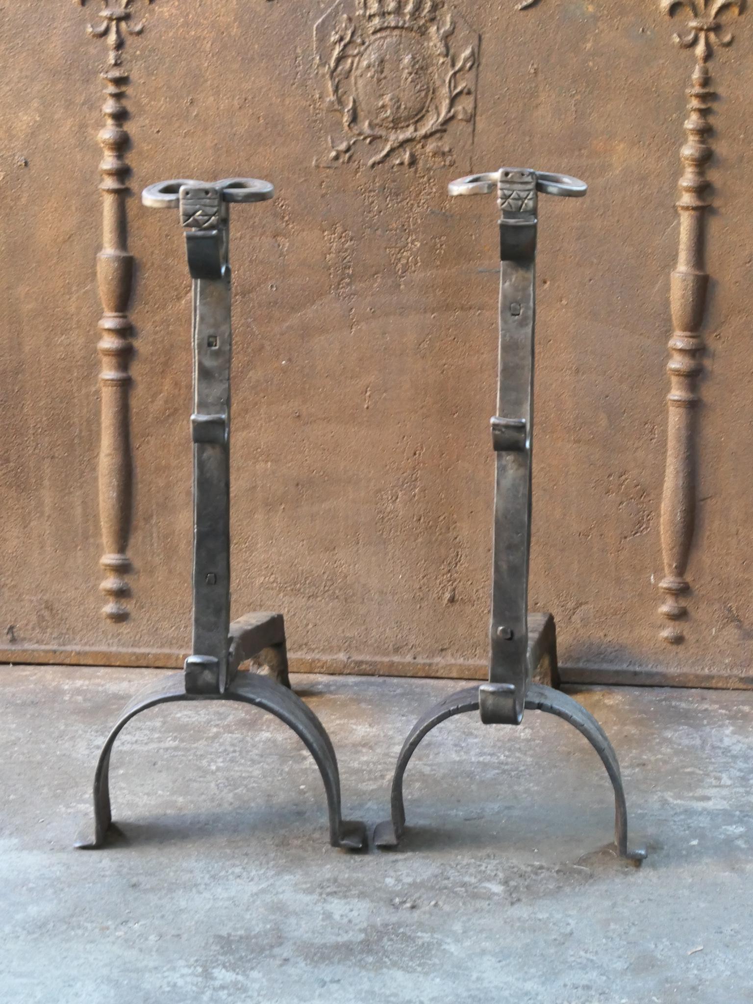 Large French Gothic 'Bull's Head' Andirons or Firedogs, 17th Century In Good Condition For Sale In Amerongen, NL